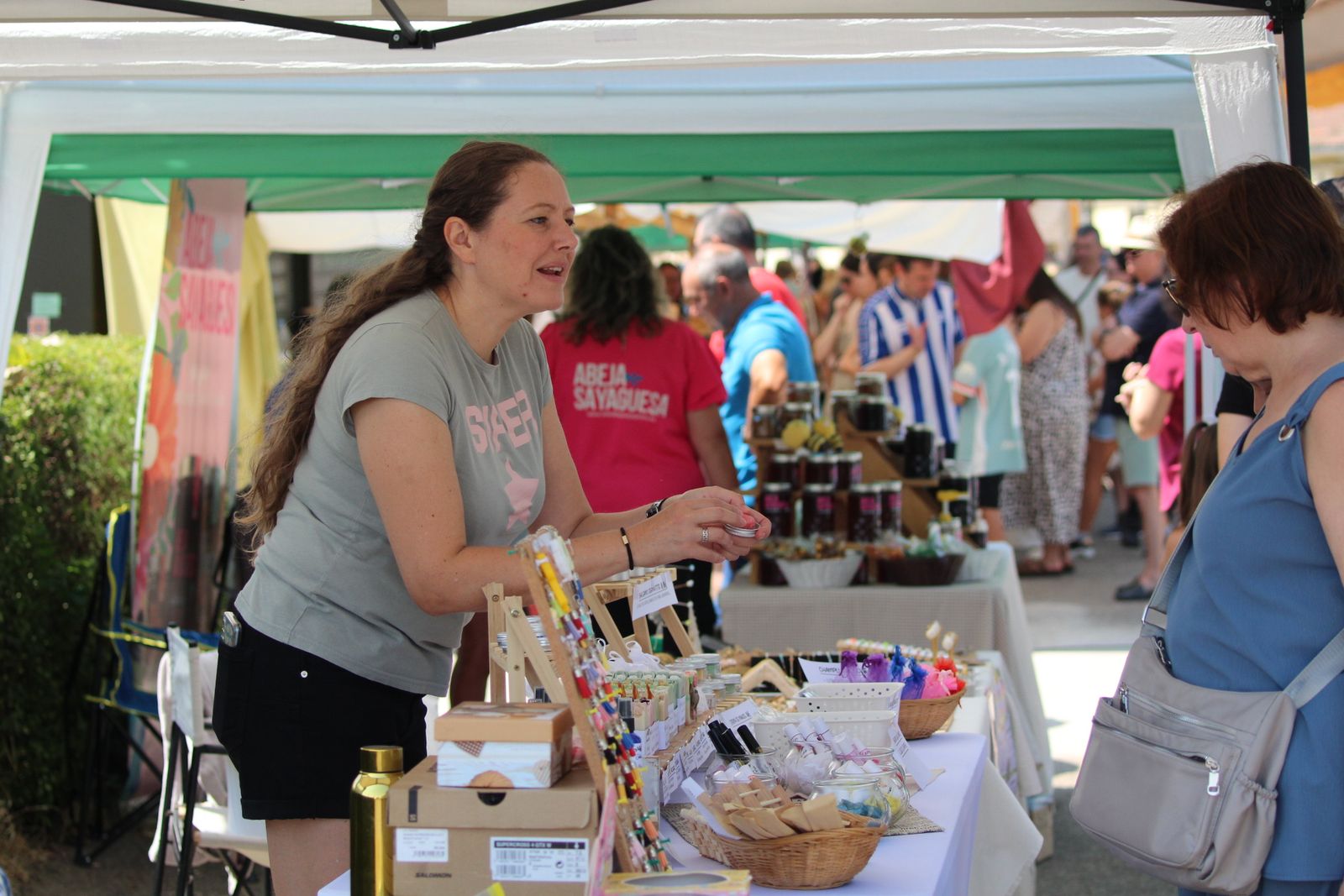 La Vellés. III Feria Popular de Productos de La Armuña