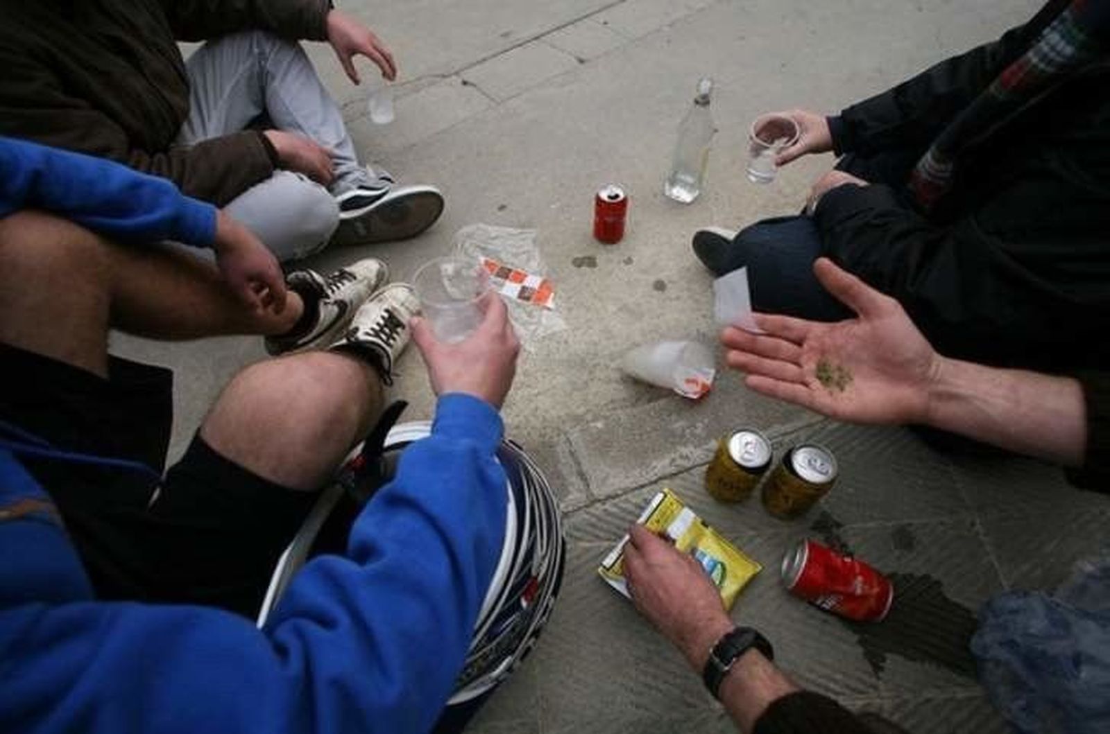 La edad de inicio del consumo de drogas se retrasa durante el último año