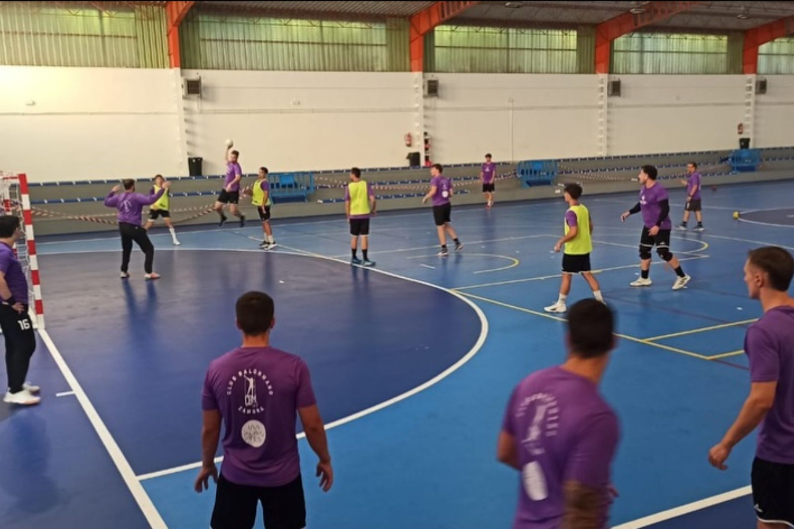 El Balonmano Zamora en Puebla de Sanabria