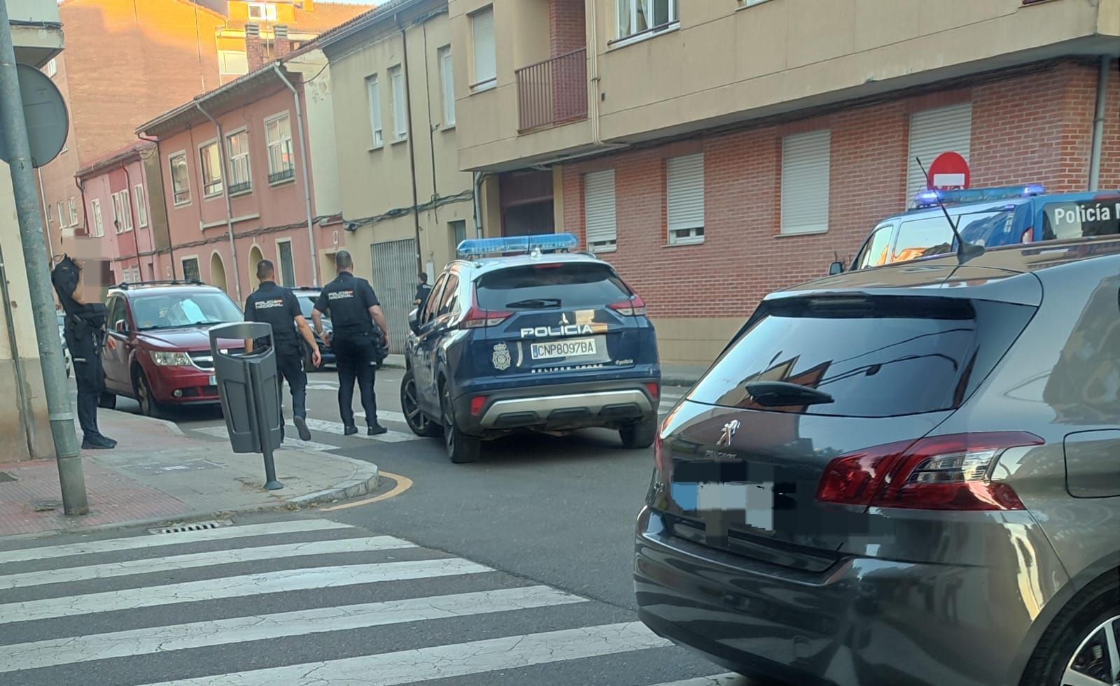 whatsapp-image-2025-05-27-at-21-14-02-1