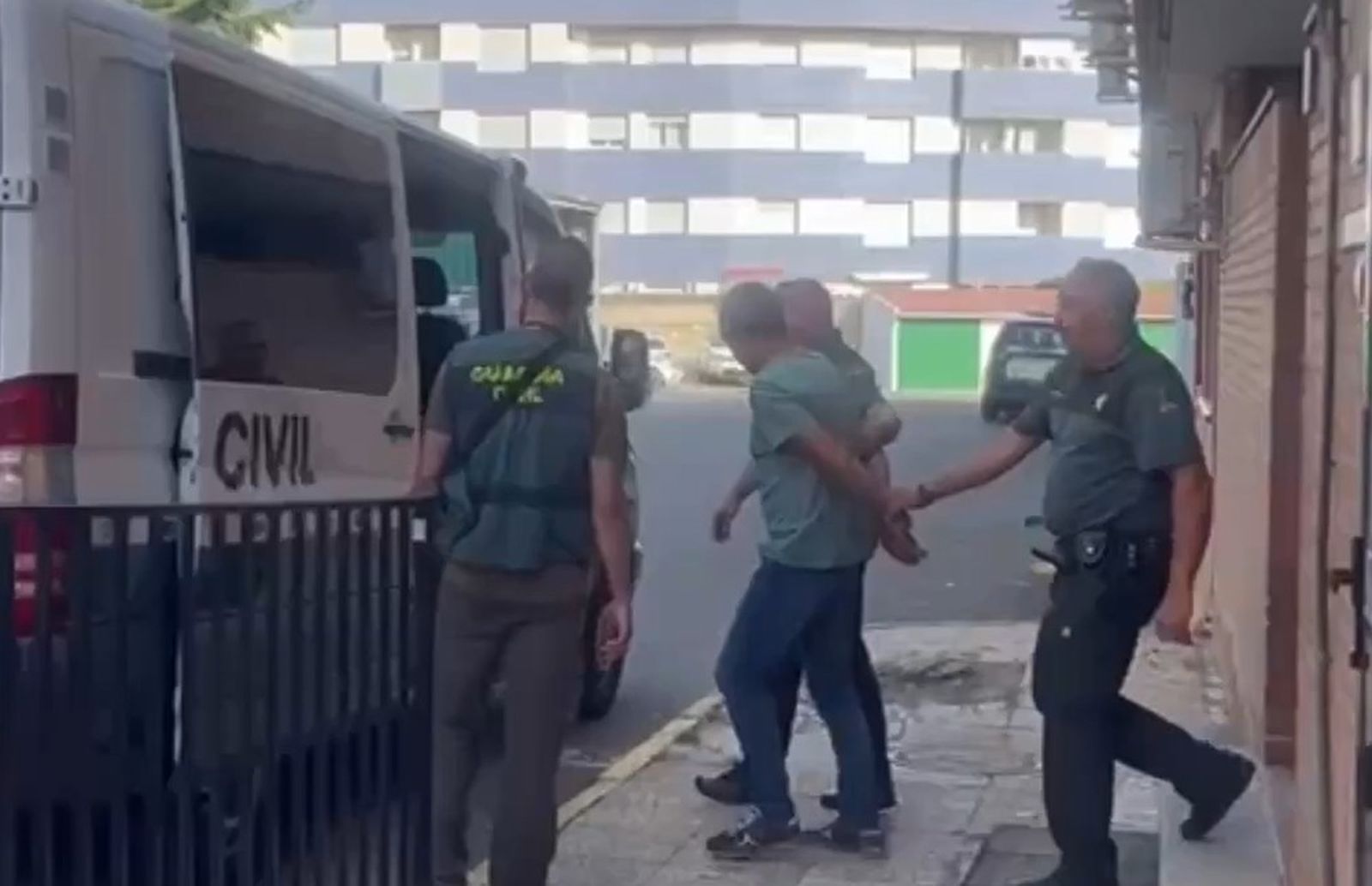 Detenido  pirómano causante del incendio de Cuevas del Valle, en Avila
