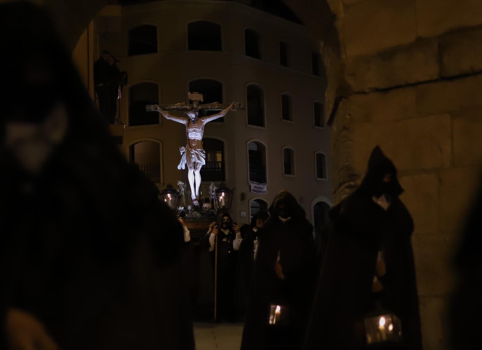 El Cristo del Amparo durante la procesión MARÍA LORENZO