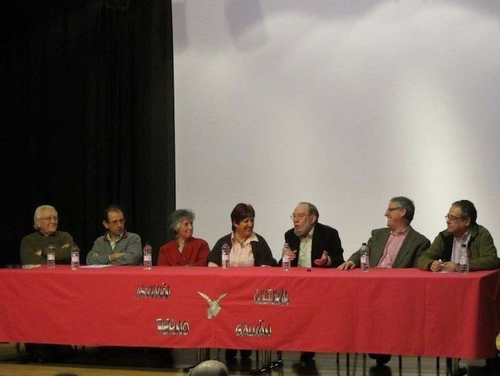 Emotivo homenaje al exalcalde trastormesino Enrique de Sena