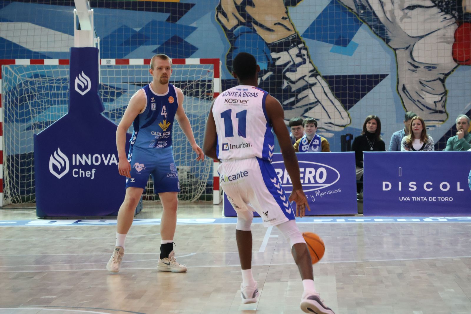 entrada-de-nuevos-hermanos-de-la-cofradia-del-silencio-28