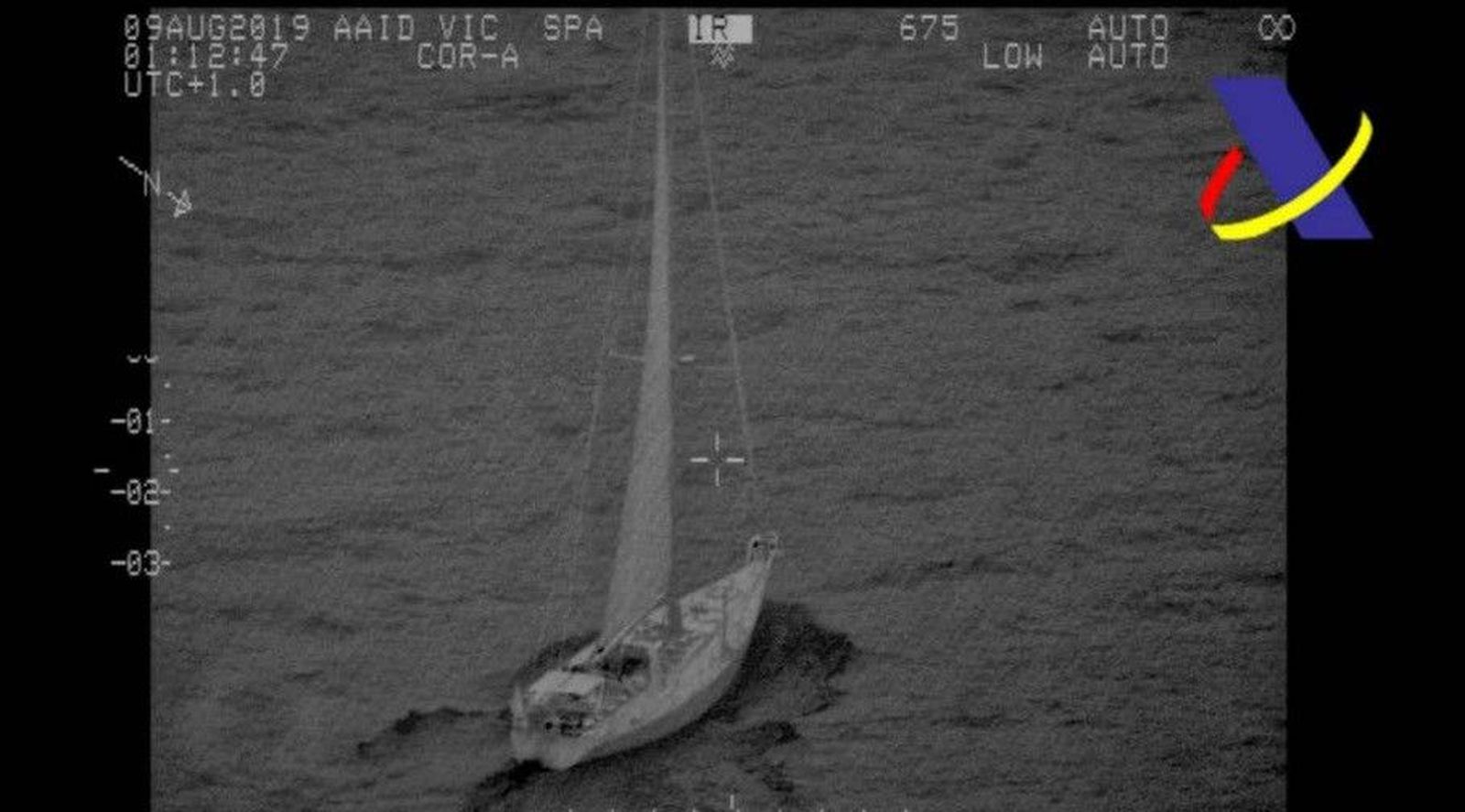 Velero en alta mar con 5.E00 kilos de hachís.