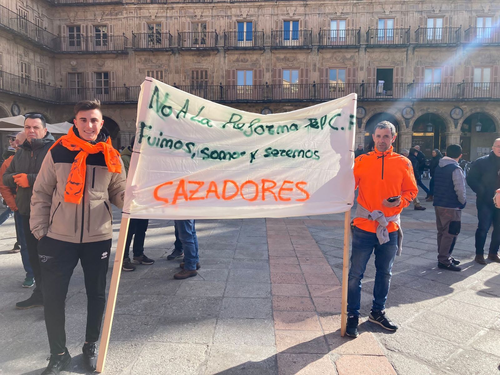 Manifestación cazadores Ley de Bienestar Animal. Foto de archivo