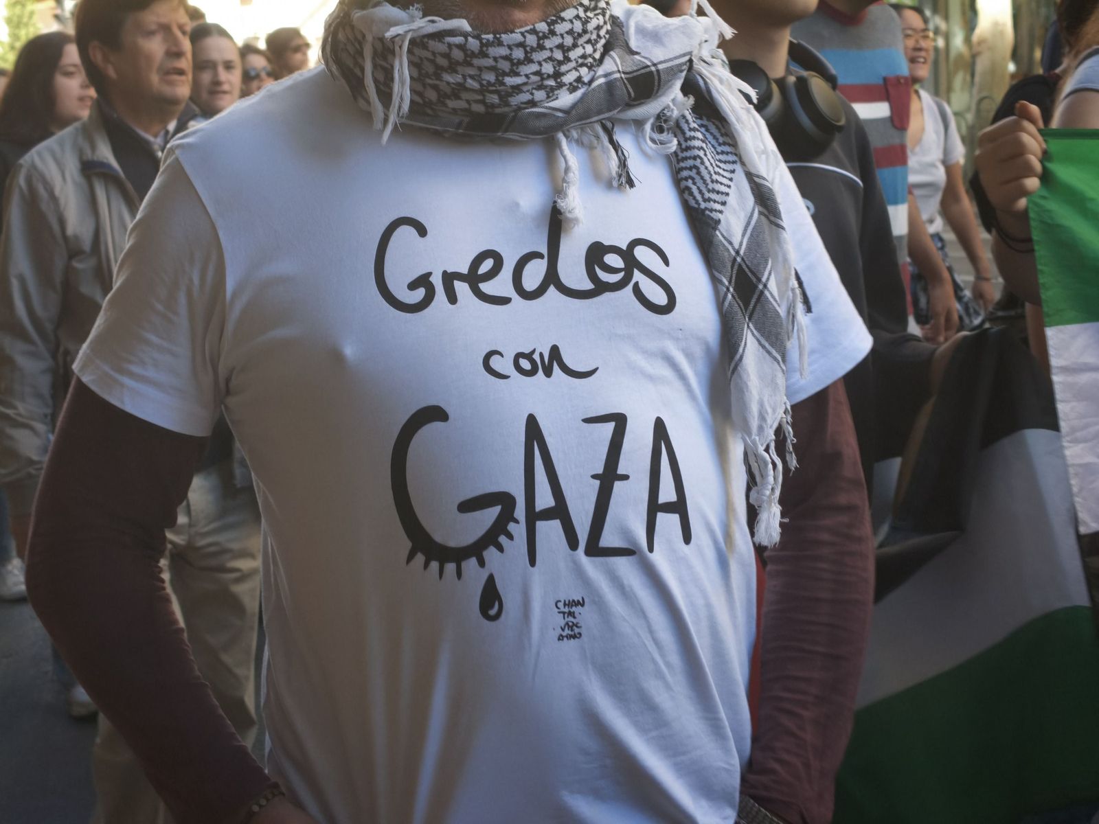 Los estudiantes de Salamanca recorren Salamanca alzando la voz por Palestina