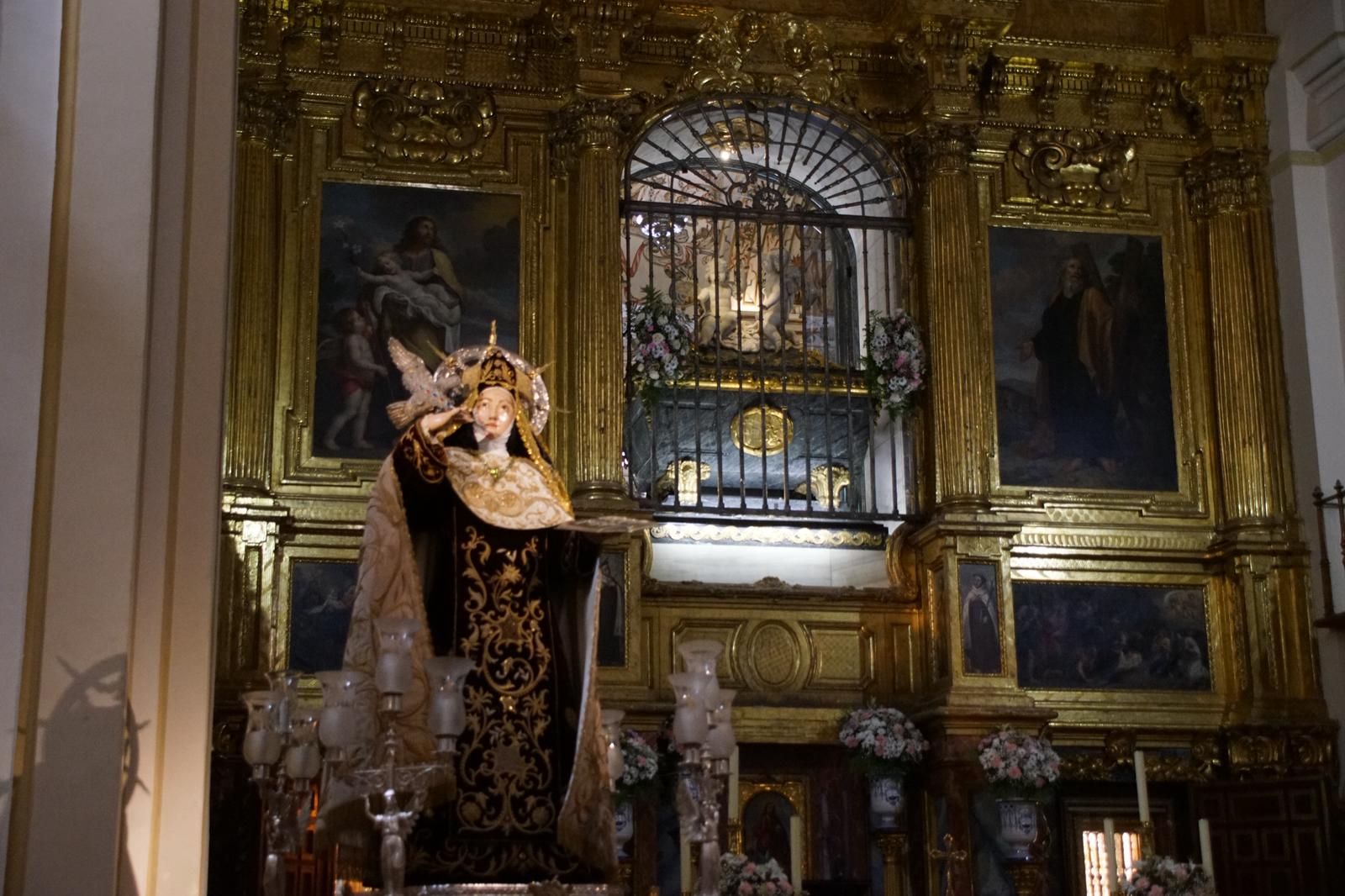 Procesión del regreso a clausura de Santa Teresa de Jesús