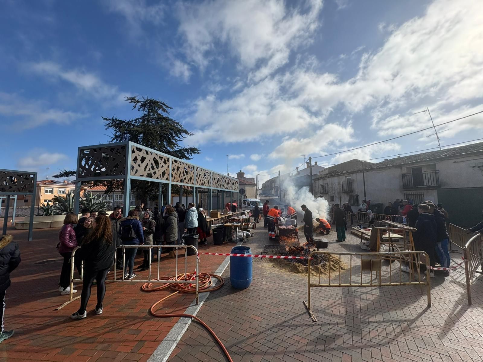 Doñinos revive las labores más artesanales de la provincia con la XVIII fiesta de la matanza