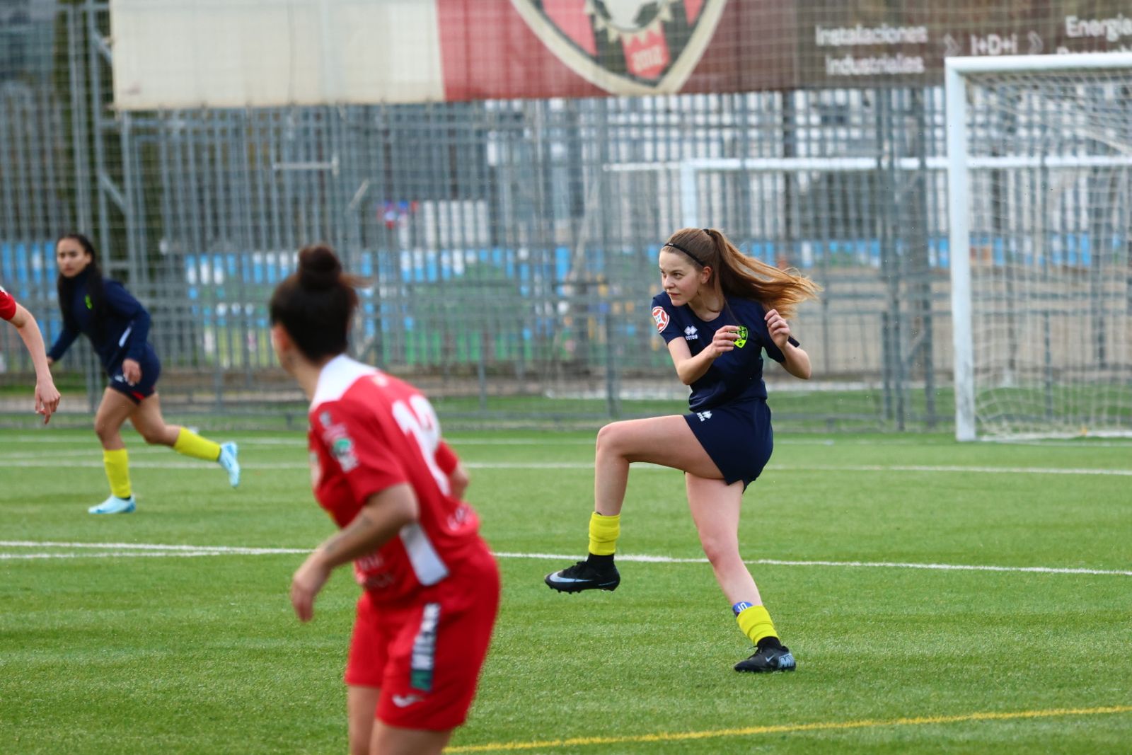 Navega femenino - Capiscol