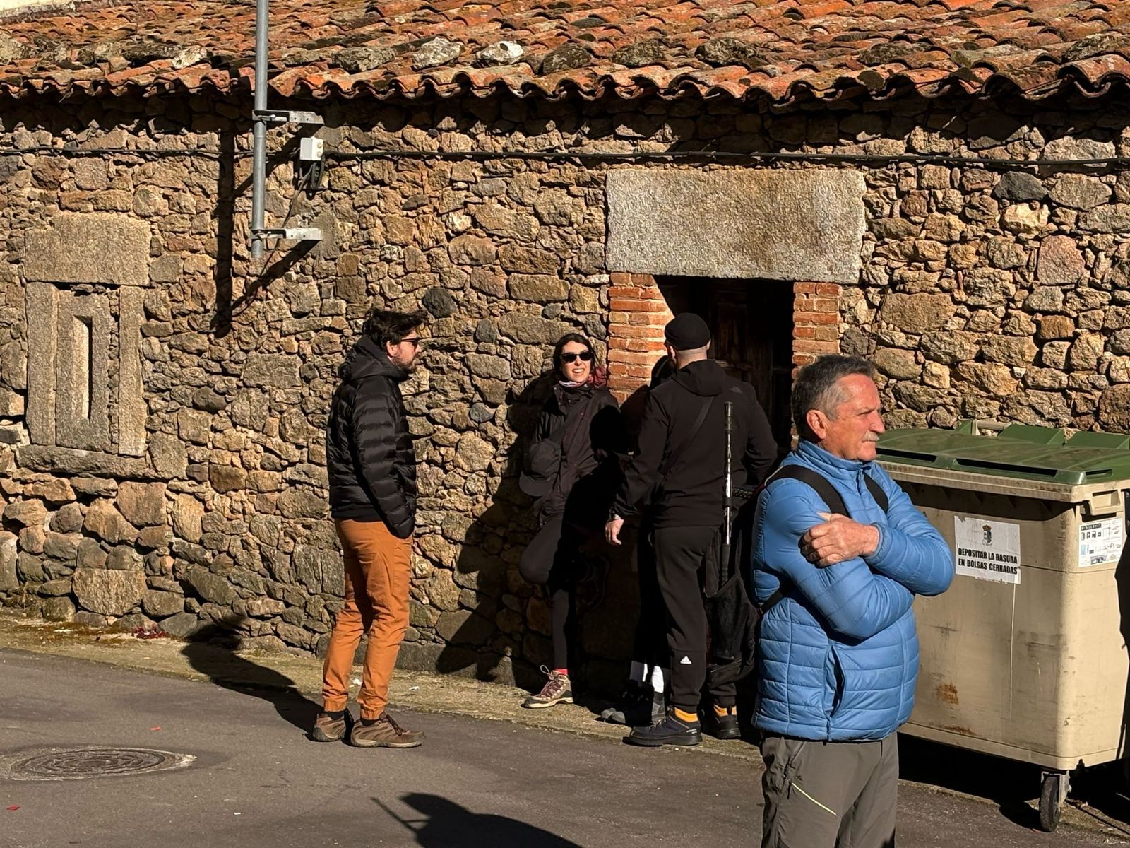 whatsapp-image-2025-03-30-at-10-44-24-1