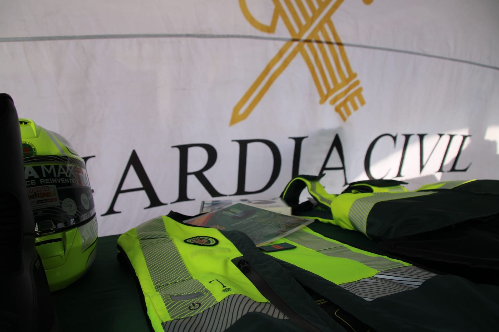 Así es el dispositivo de seguridad de la Guardia Civil en una etapa de La Vuelta