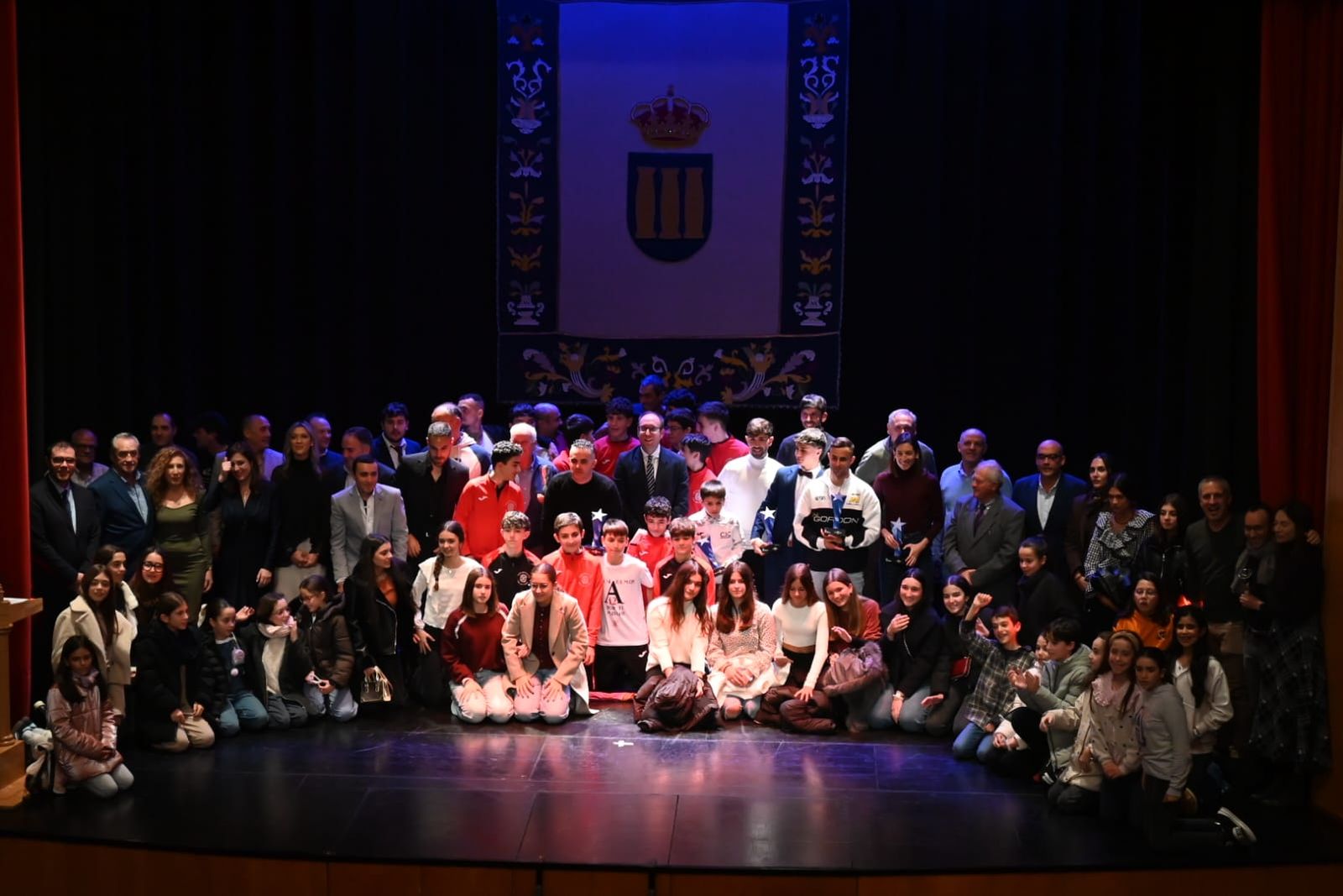 Ciudad Rodrigo rinde homenaje a sus estrellas en una brillante Gala del Deporte 2025