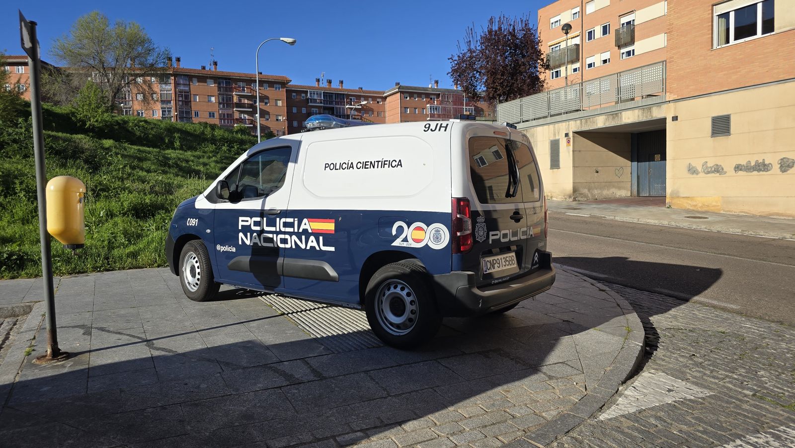 whatsapp-image-2025-04-08-at-09-41-33-1