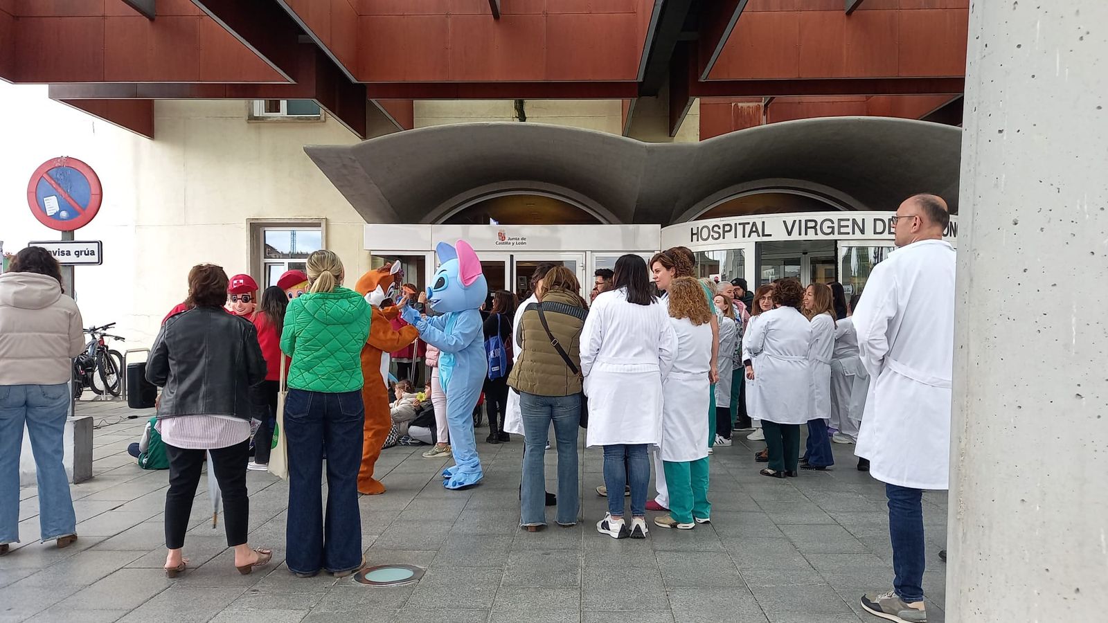El Hospital Virgen de la Concha acoge la celebración del Día Nacional de la Infancia y la Adolescencia Hospitalizada