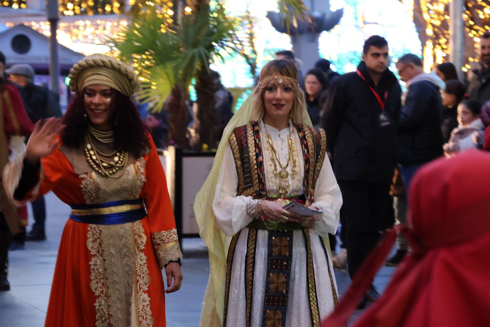 El Cartero de Sus Majestades de Oriente recoge las cartas de los pequeños zamoranos (28).JPG