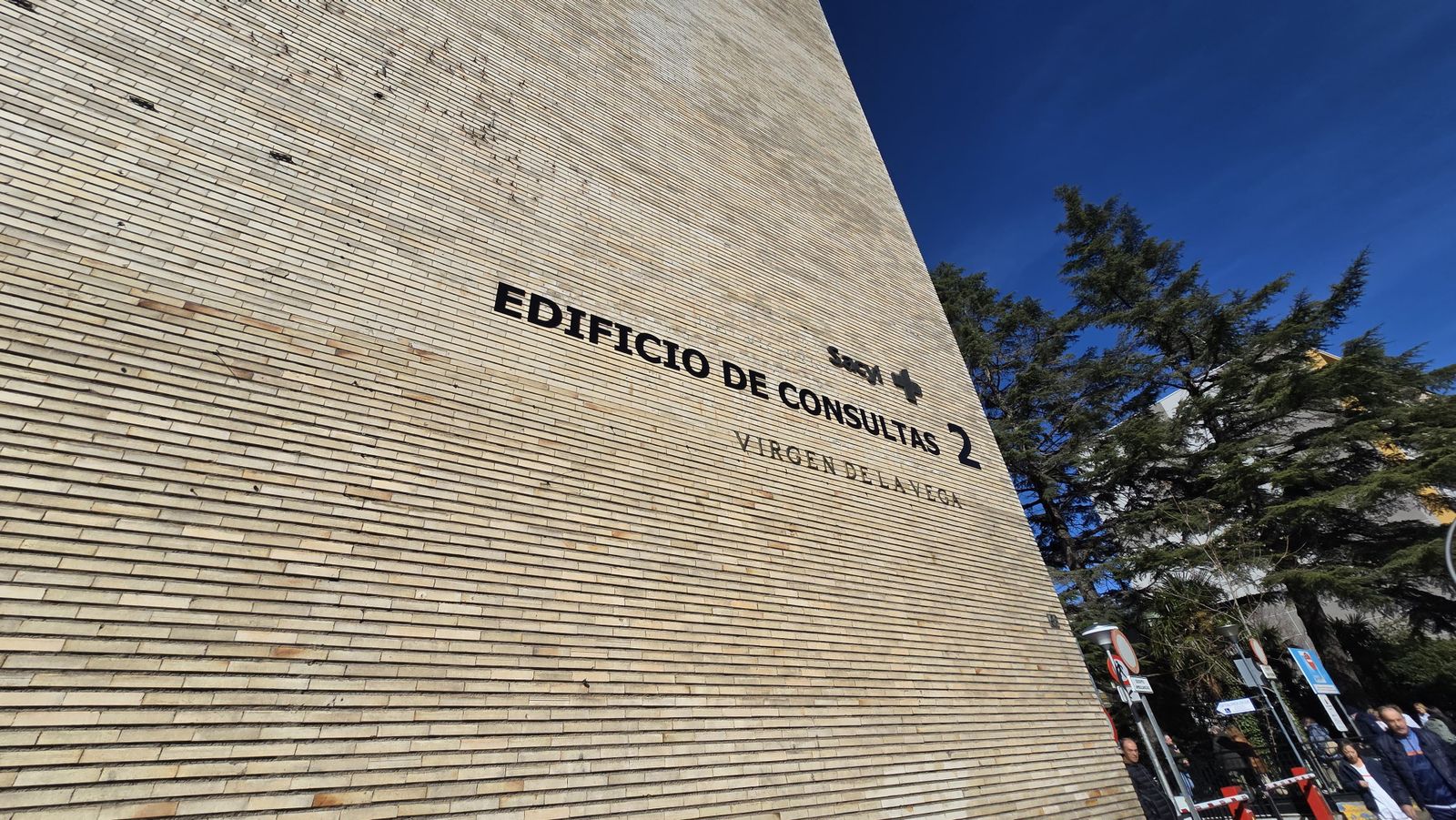 Hospital Virgen de la Vega. Archivo. S24H. Edificio de consultas.