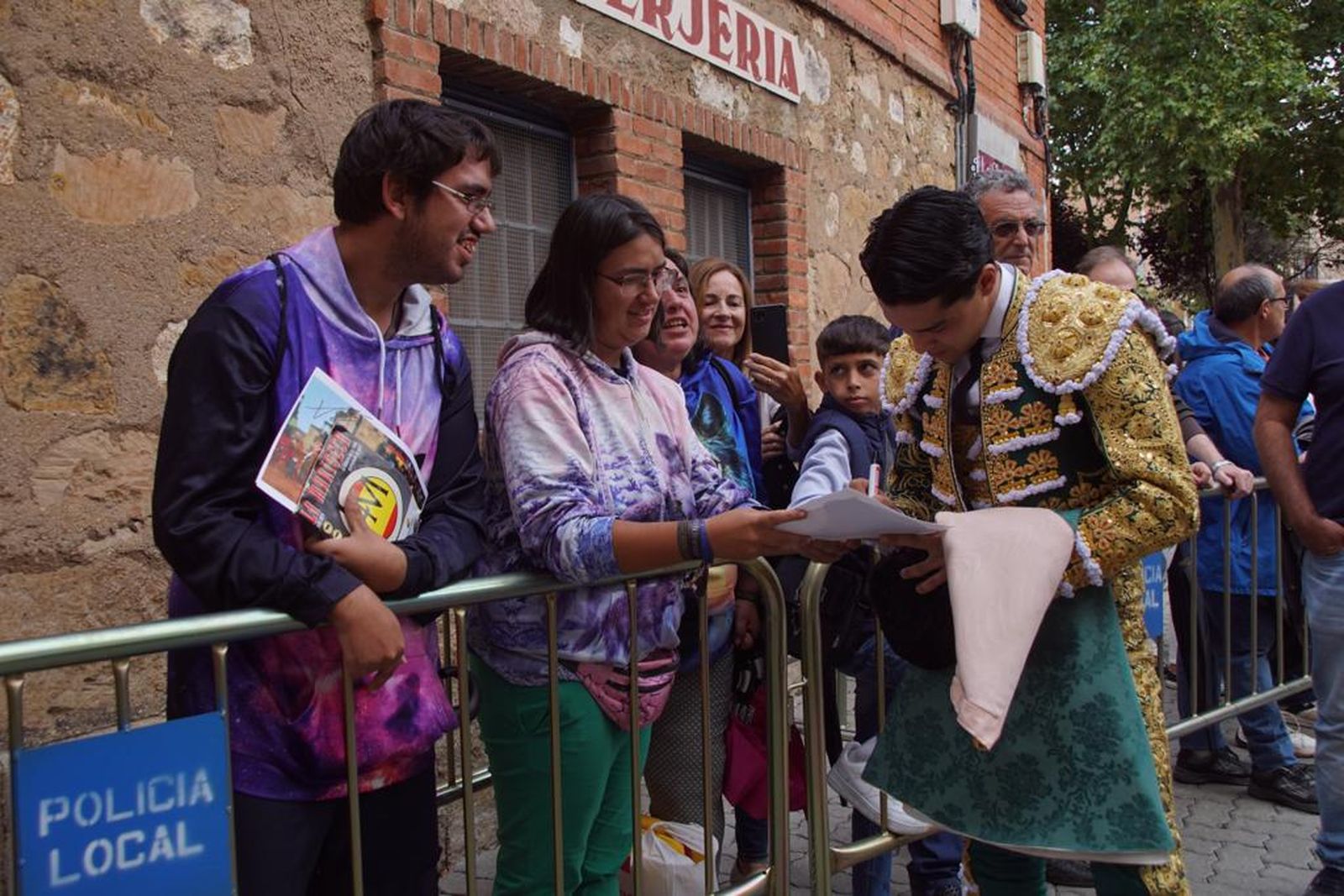 whatsapp-image-2023-09-15-at-18-12-39