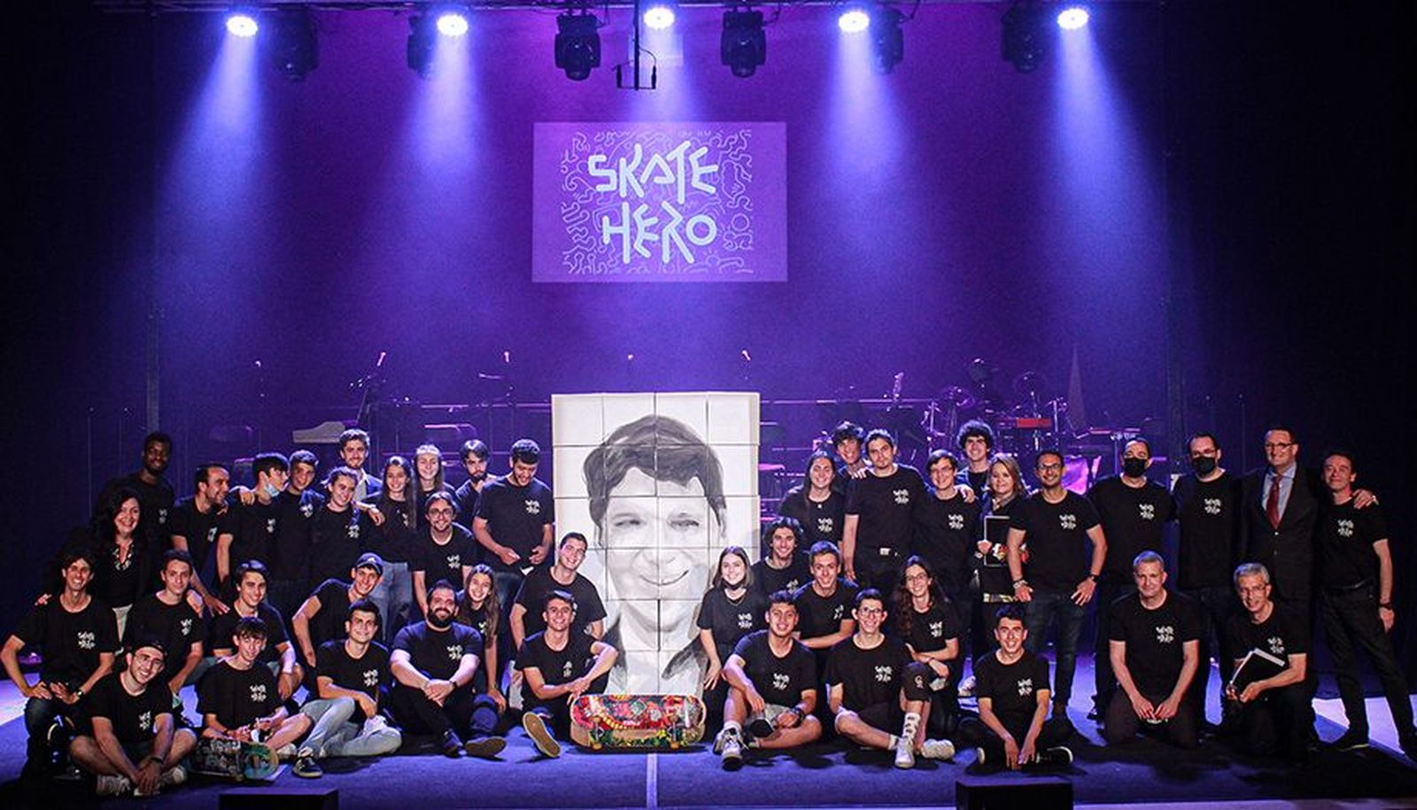 Participantes en el espectaculo FOTO OMNESMAG