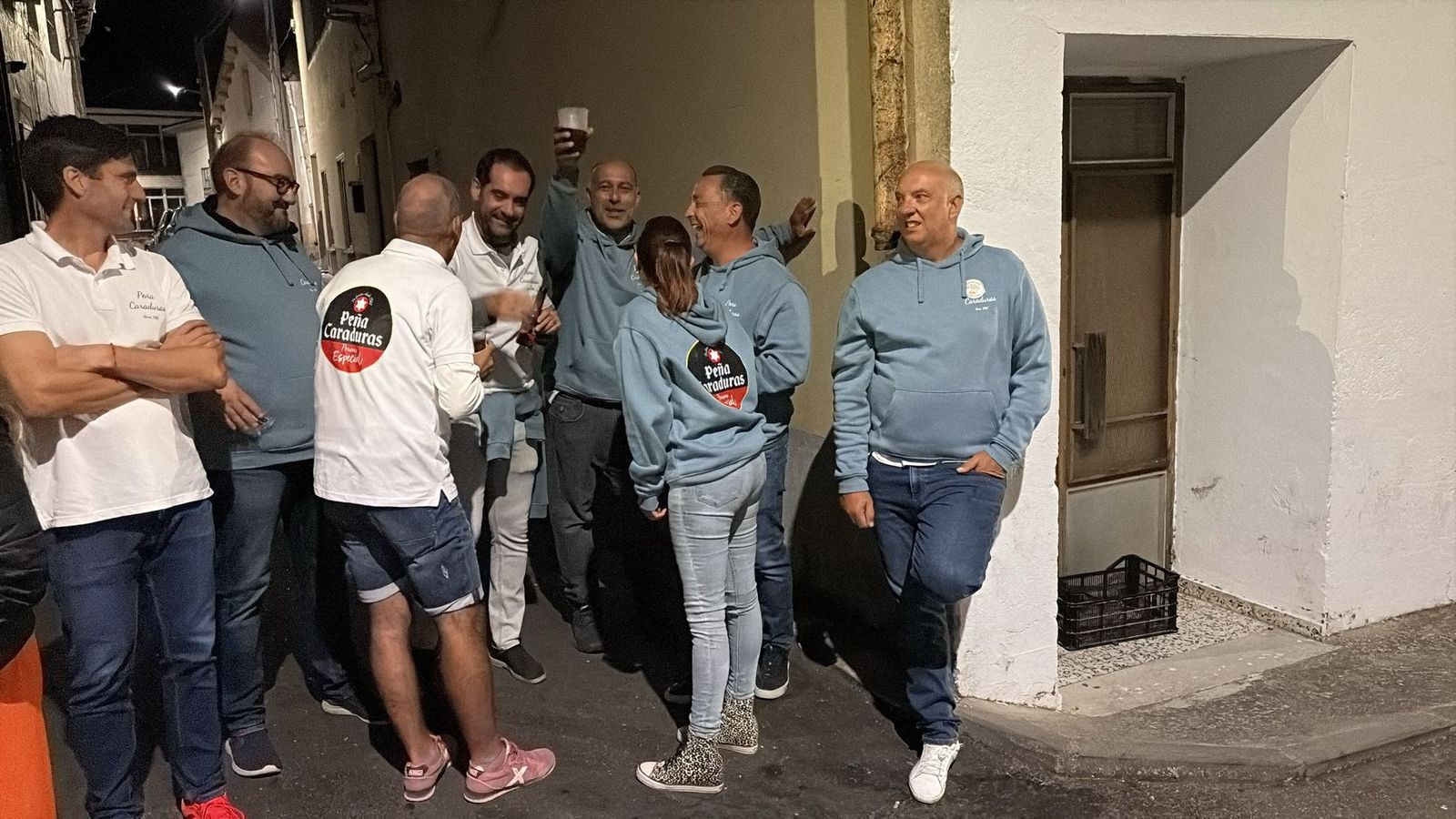 Desfile de carrozas en Pereña