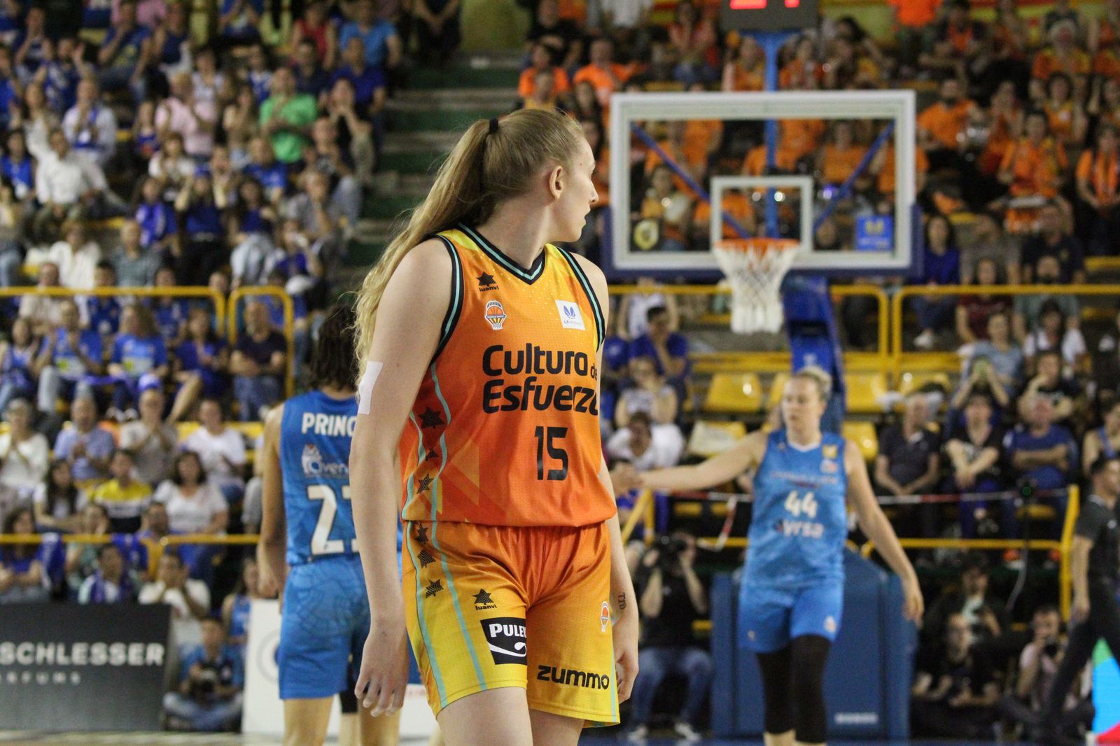 perfumerias-avenida-valencia-basket-60