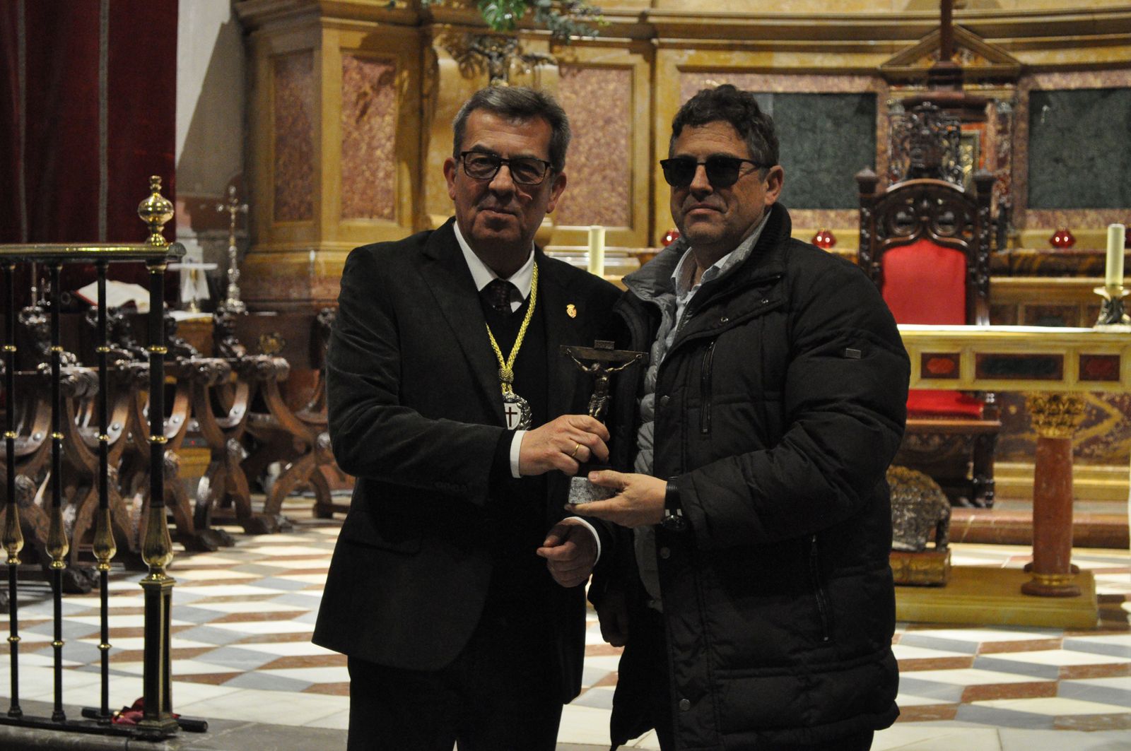 entrada-de-nuevos-hermanos-y-reconocimiento-a-mayordomos-de-la-cofradia-del-silencio-2023-17