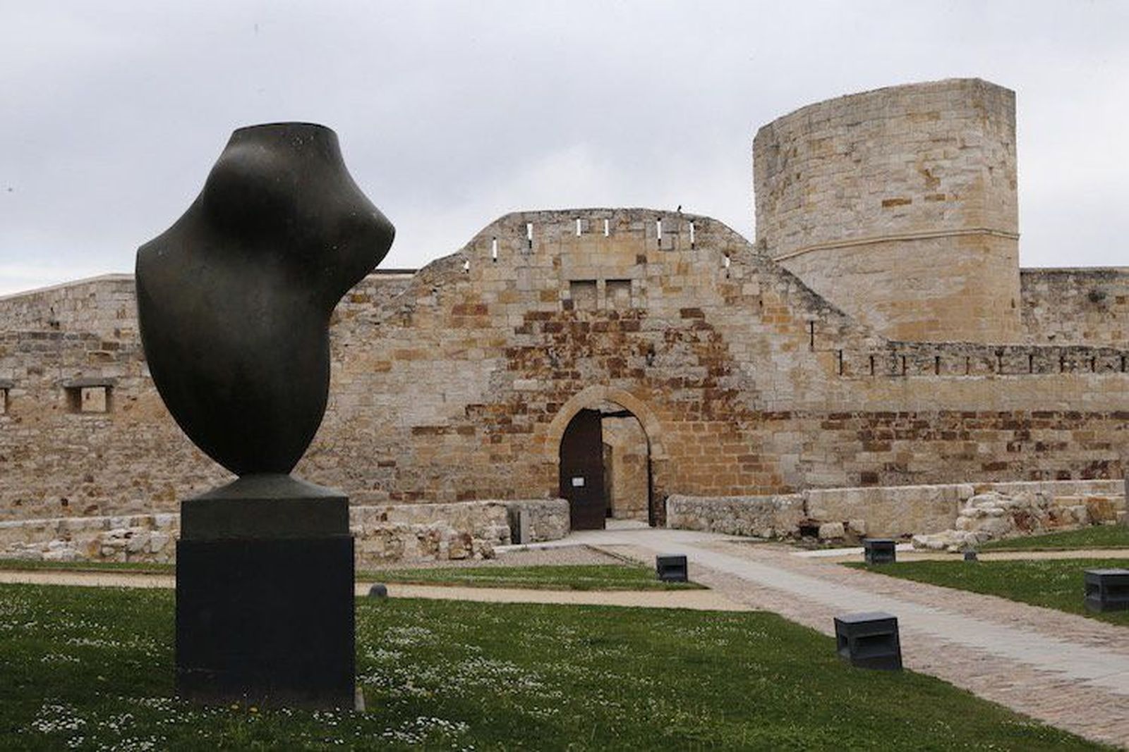 Esta noche comienza el programa de rutas sensoriales "ExperienCia Lobo"