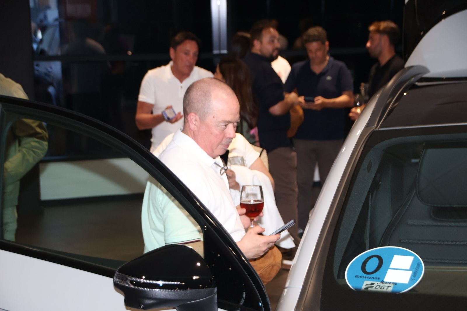 Presentación dos coches en la mercedes