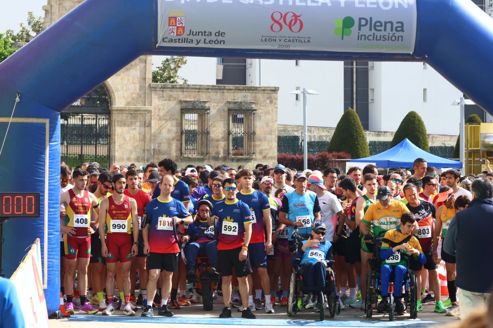 Carrera y Marcha solidaria por el día de Castilla y León