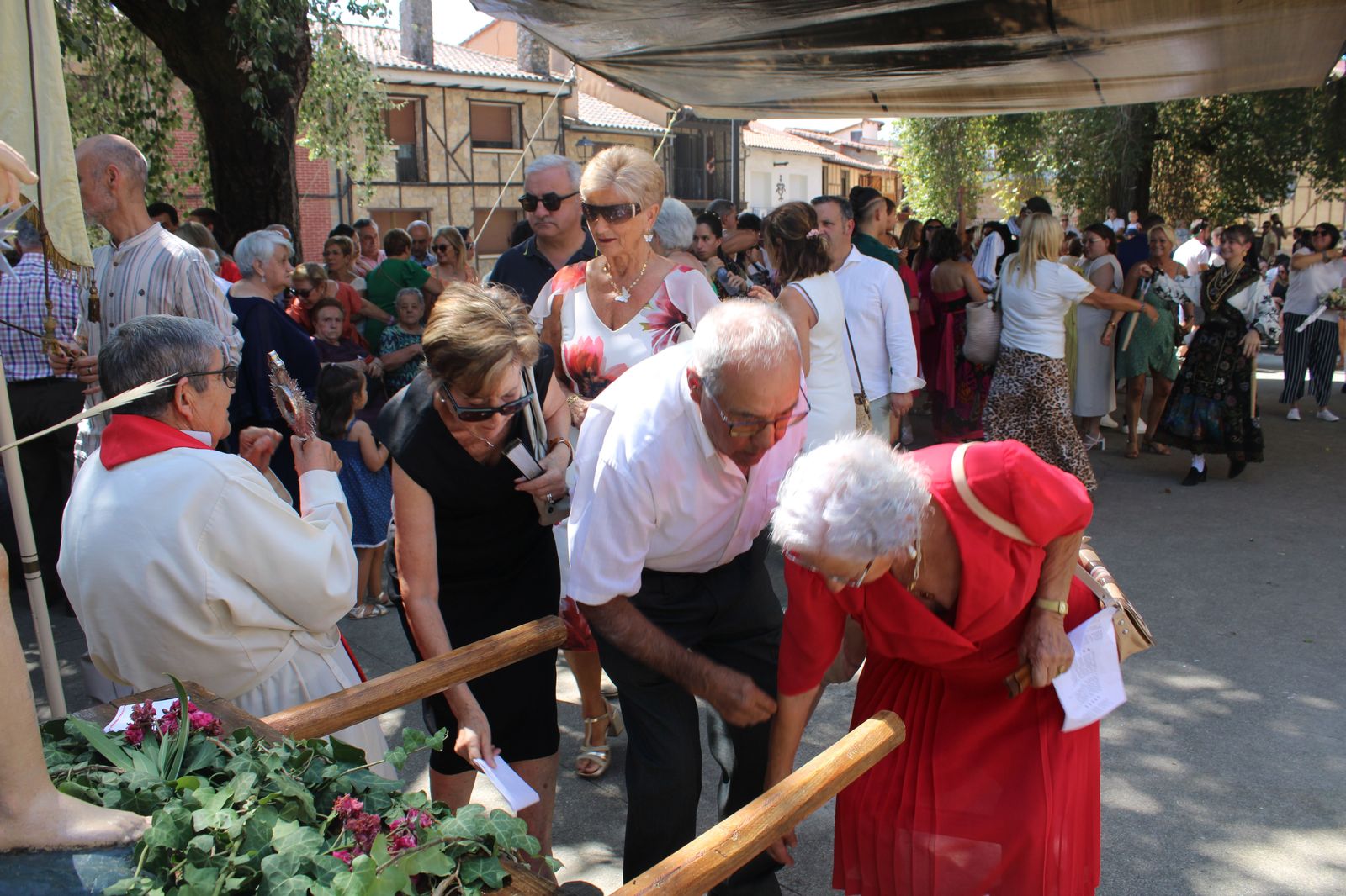 procesion-y-ofertorio-villanueva-del-conde-64