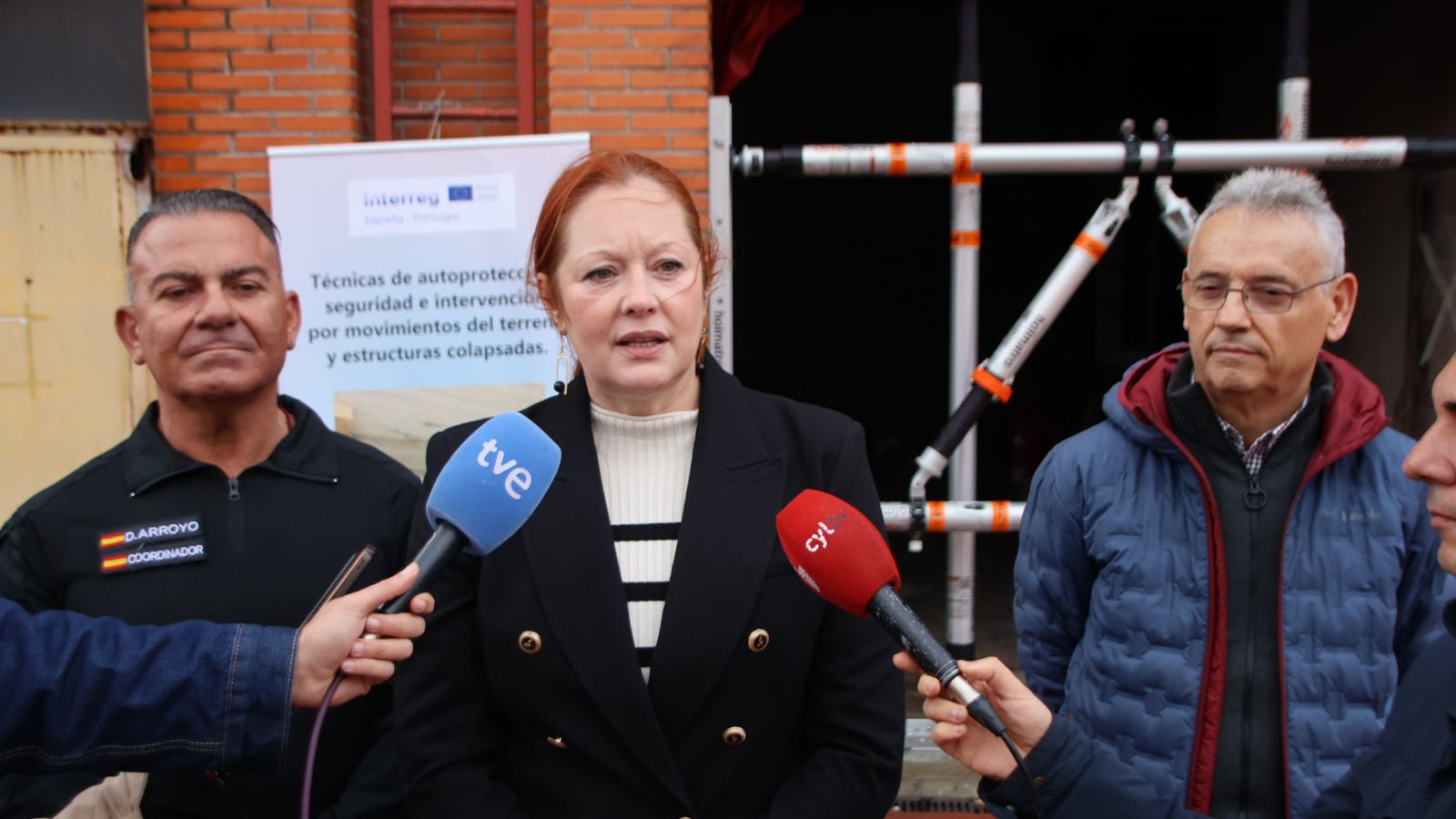 La directora de la Agencia de Protección Civil y Emergencias, Irene Cortés en la inauguración de el Curso de "Estructuras colapsadas" para bomberos