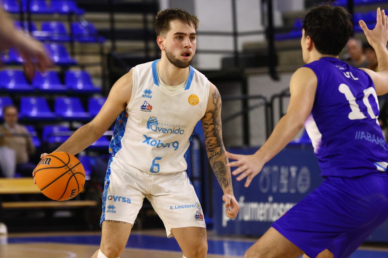 Perfumerías Avenida - CB Rosalía