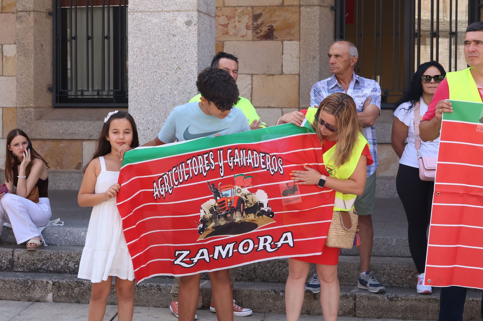 Marcha silenciosa en homenaje a David Lafoz (58).JPG