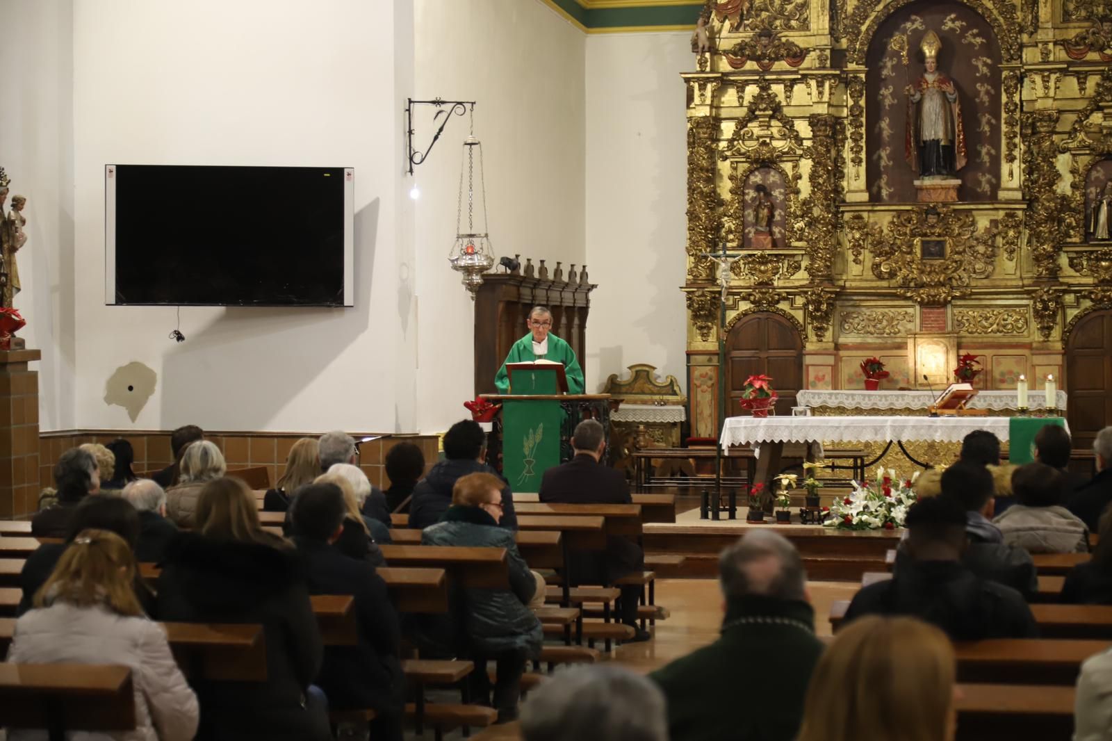 Misa en la iglesia de San Lázaro de la Hermandad de Jesús en su Tercera Caída. Archivo.