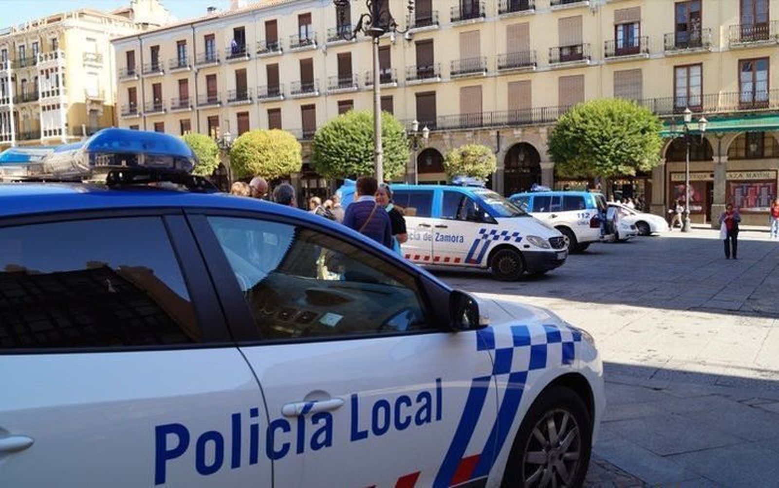 El equipo de gobierno esperará hasta junio para unir las ofertas de empleo público para policías de 2016 y 2017