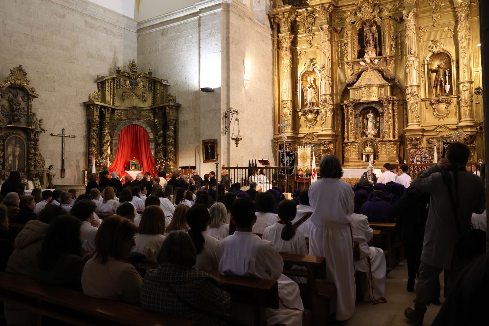 suspension-de-la-procesion-del-santo-entierro-de-fuentesauco-4