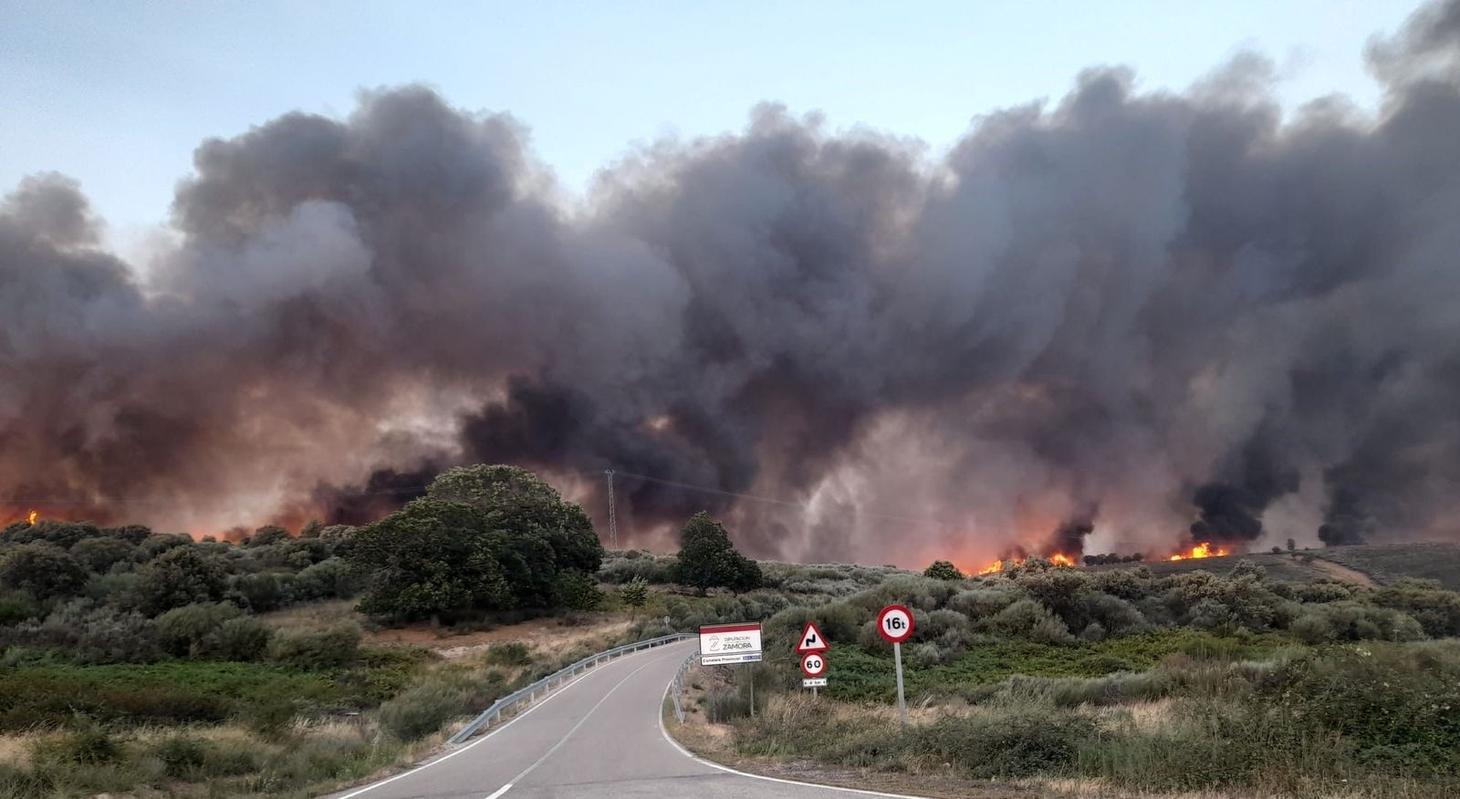 Incendio de Figueruela. Foto Fran Pequeño