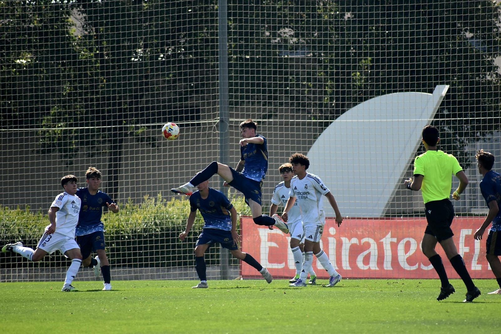 Imagen del partido entre el Real Madrid y Unionistas de División de Honor