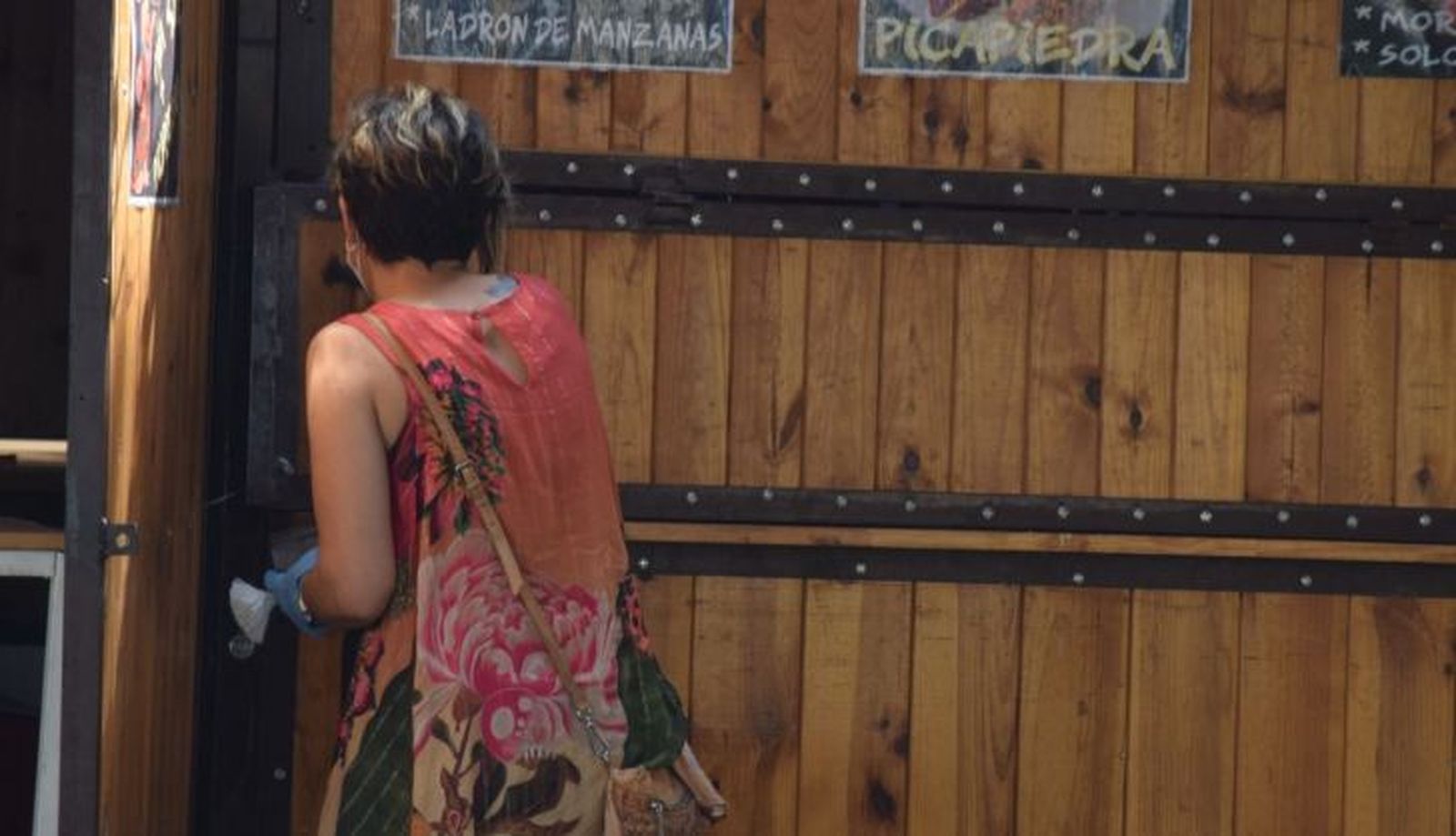 Policía Científica toma huellas