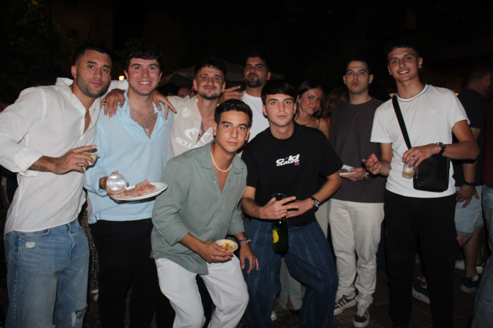 Ambiente en la Feria de Día en la tarde de este sábado