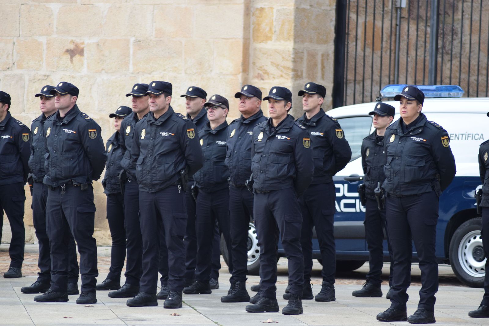 bicentenario-policia-nacional-3