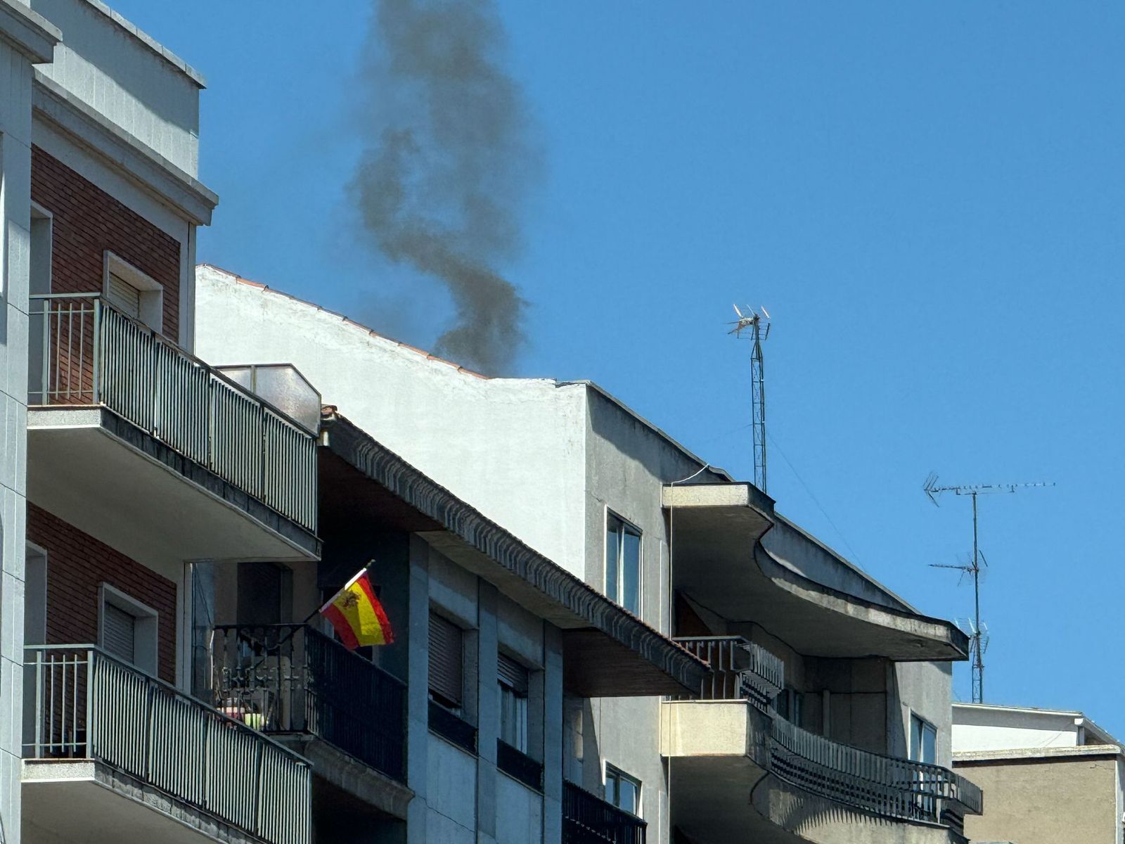Incendio de una caldera en el paseo del Doctor Torres Villarroel