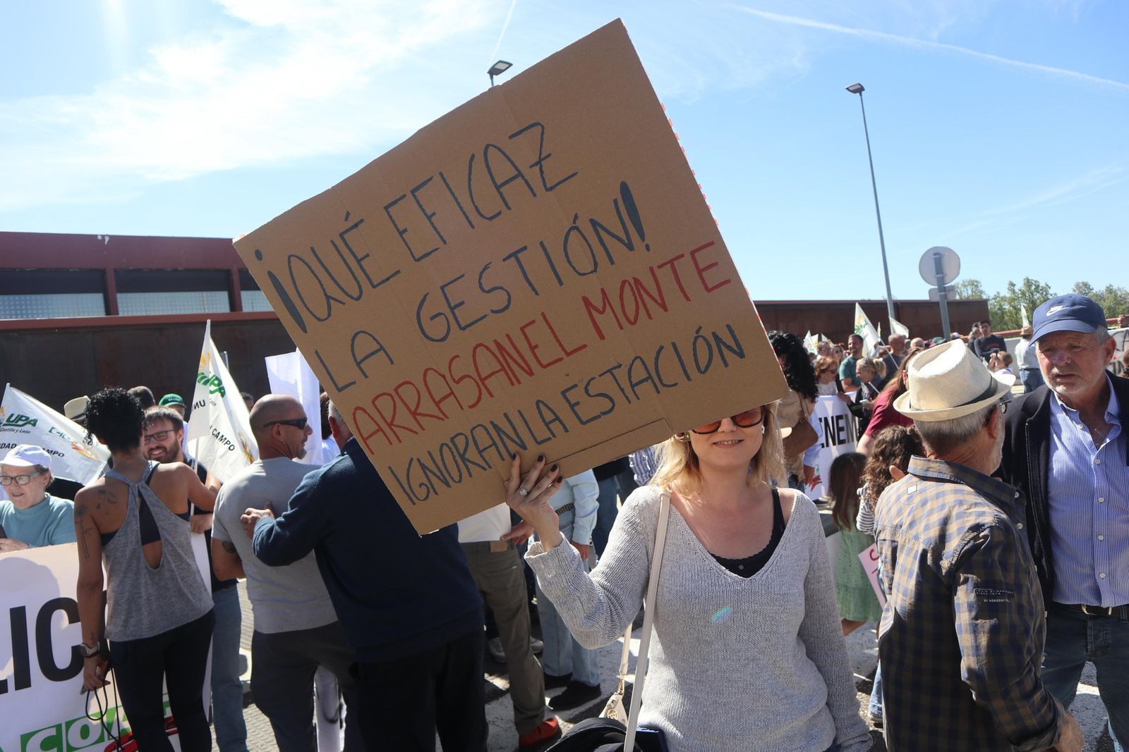Protesta en Sanabria contra la supresión de trenes Fotos: ICAL