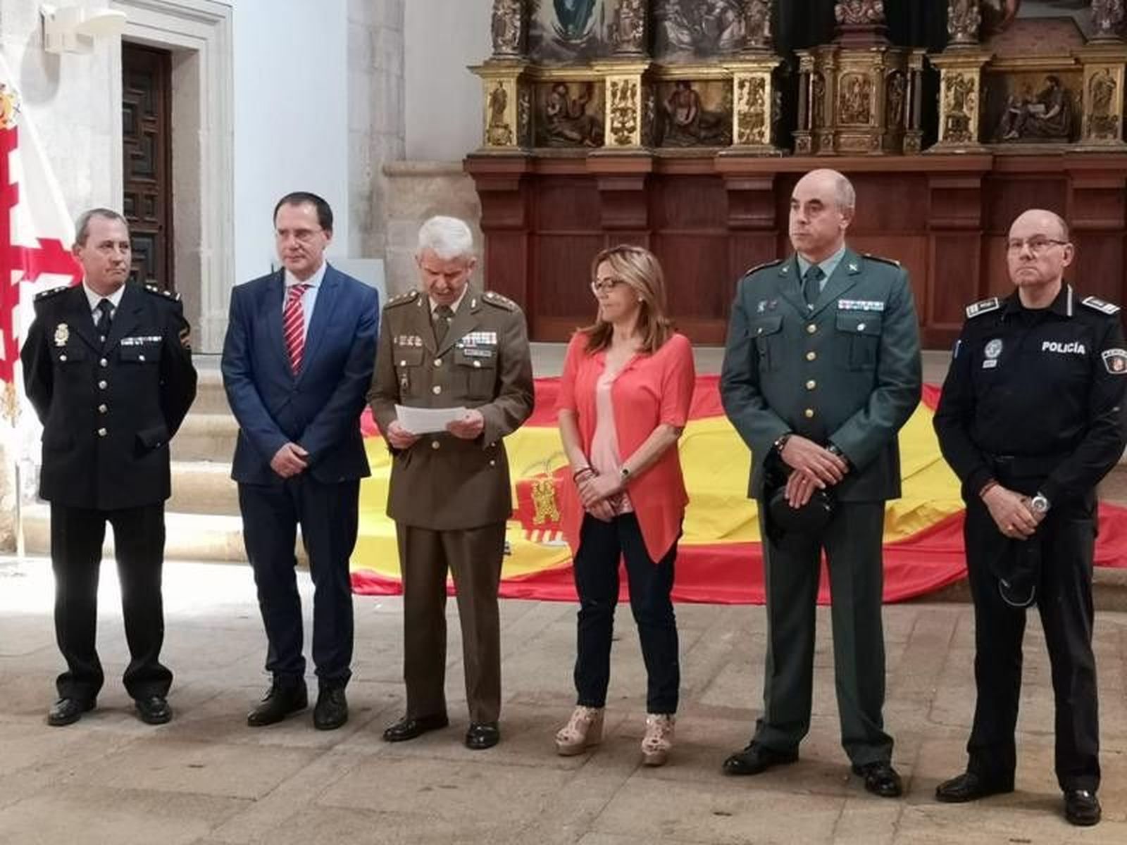 E50b40d7 a8d2 4701 83d9 f78d637a4e3b (Copy)