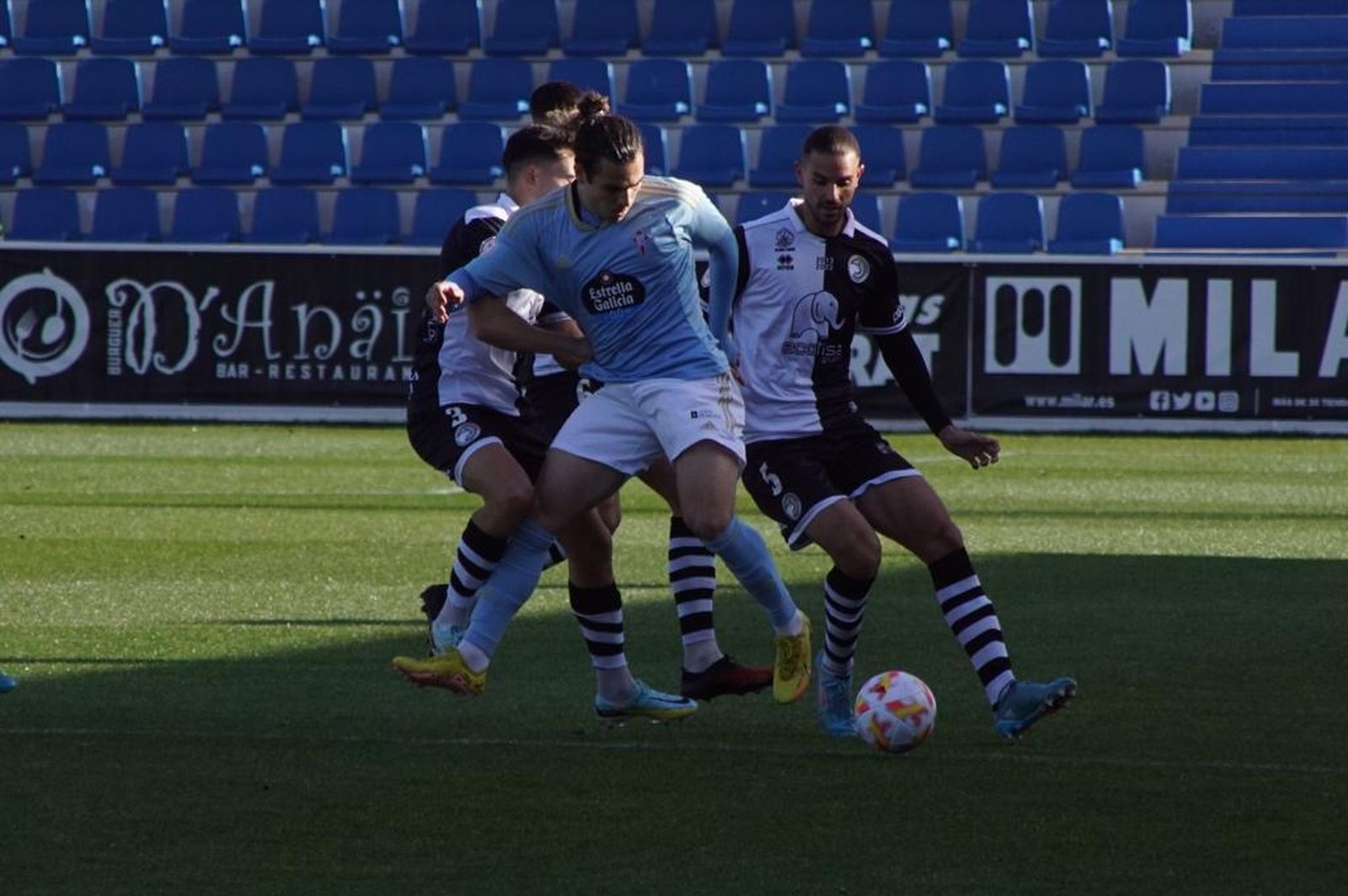 Miguel Rodríguez, en el Unionistas - Celta B de la temporada 2022/23