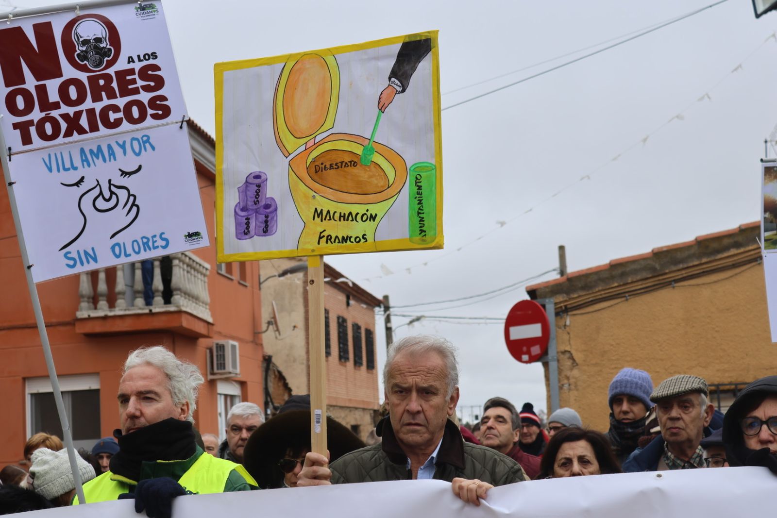 Protesta ciudadana por la planta de biogas en Castellanos de Villiquera