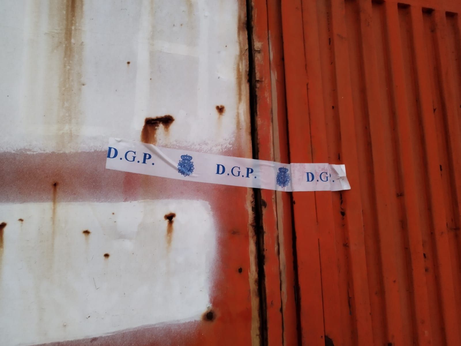 Incautados un centenar de kilos de marihuana en una nave de Puente Ladrillo