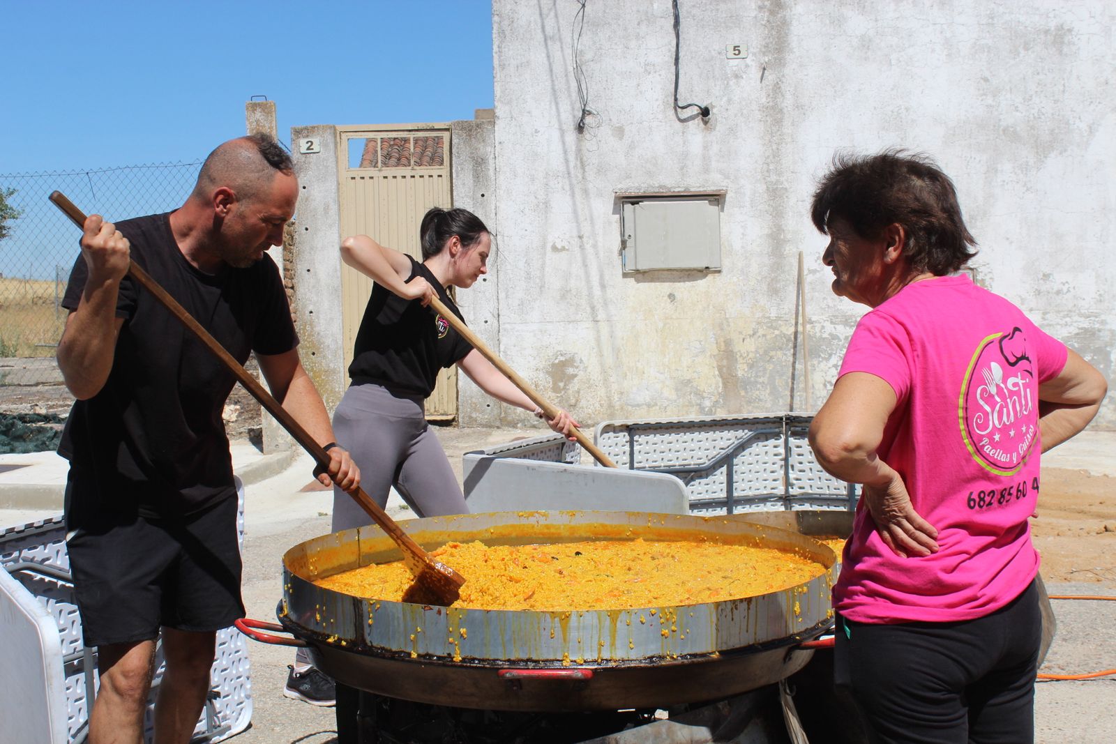 Paella popular, La Vellés