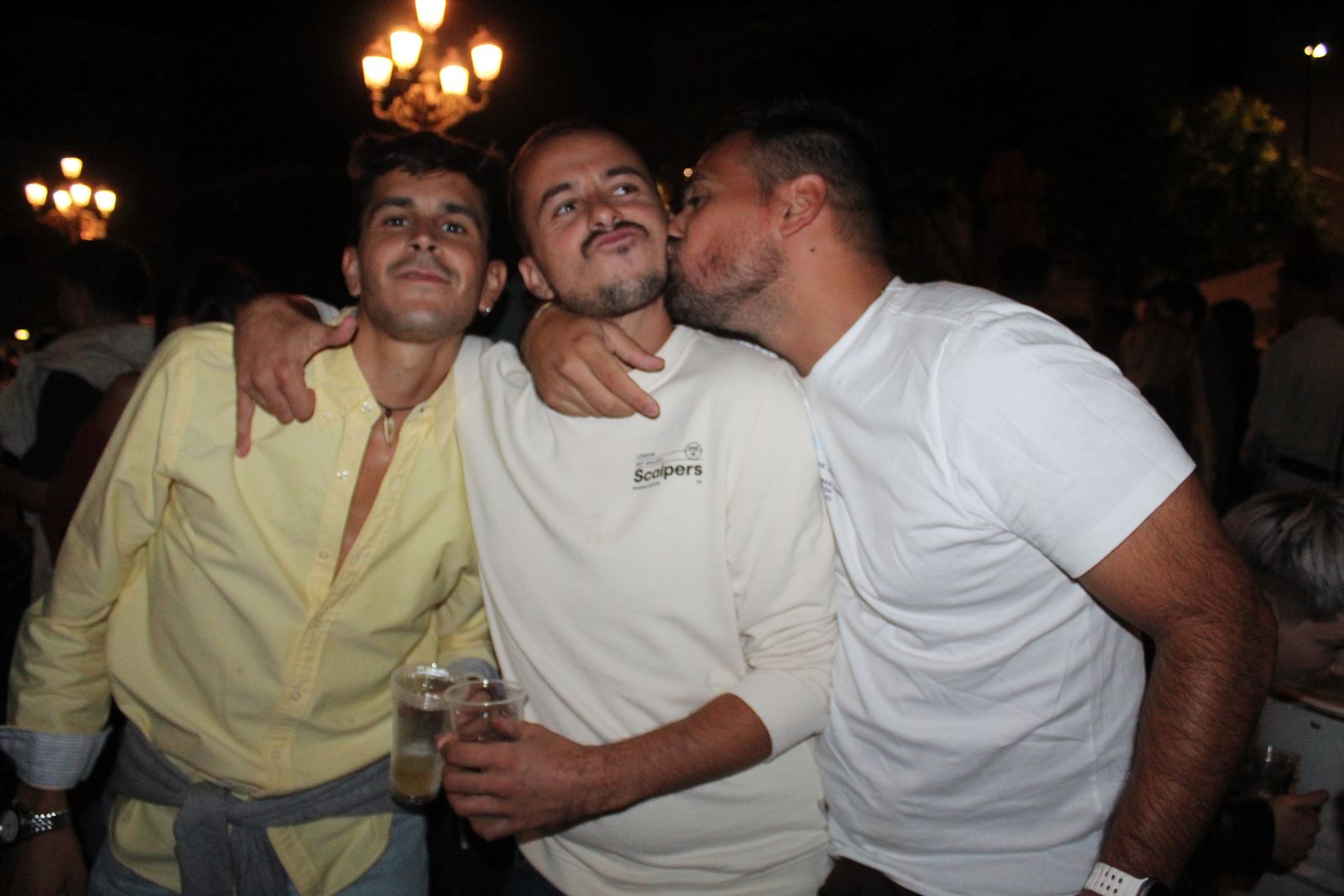 La Feria de Día se llena en la tarde-noche de este viernes, punto de partida del fin de semana