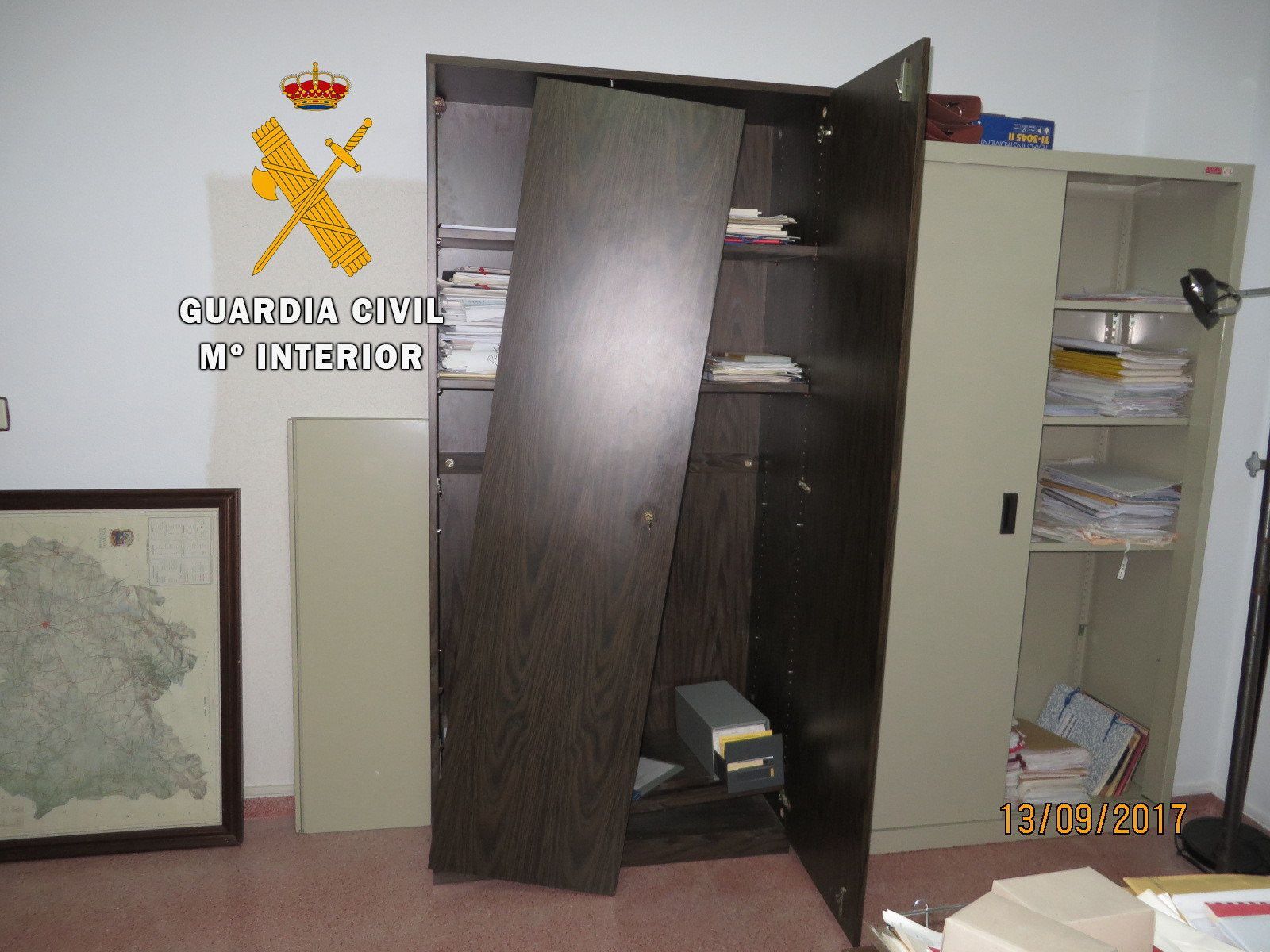 Detenidos en Alba de Tormes dos varones y una mujer por varios robos con fuerza en ayuntamientos de la provincia